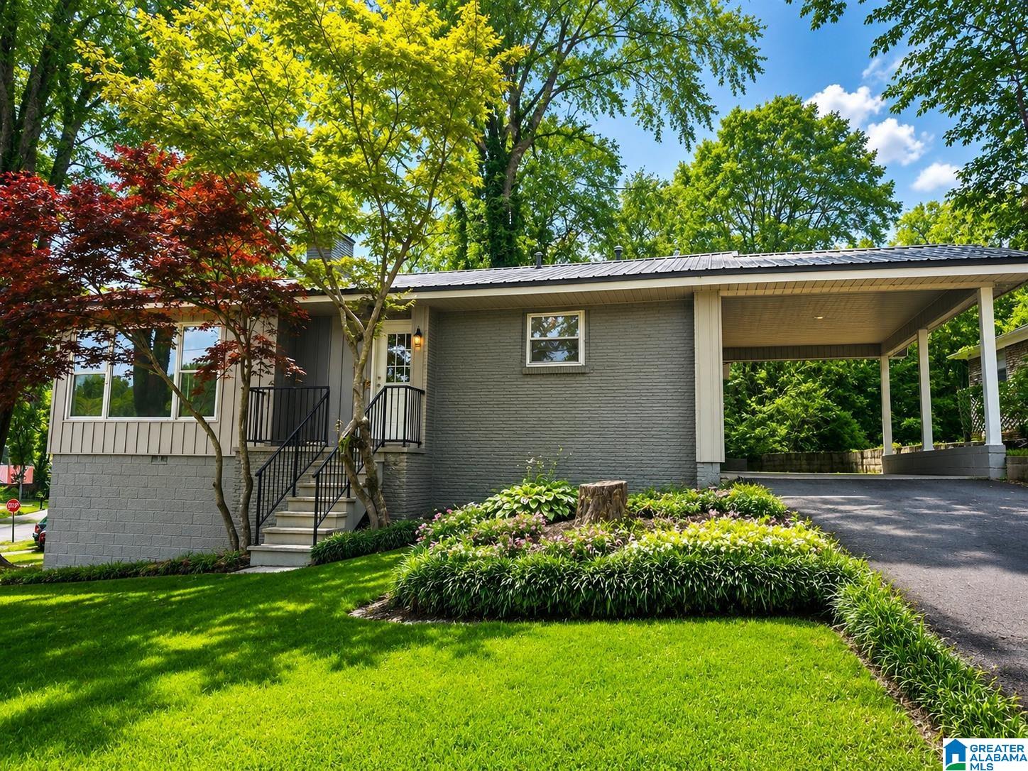 Photo 1 of 17 — 43 PARK AVENUE, SPRINGVILLE, AL 35146