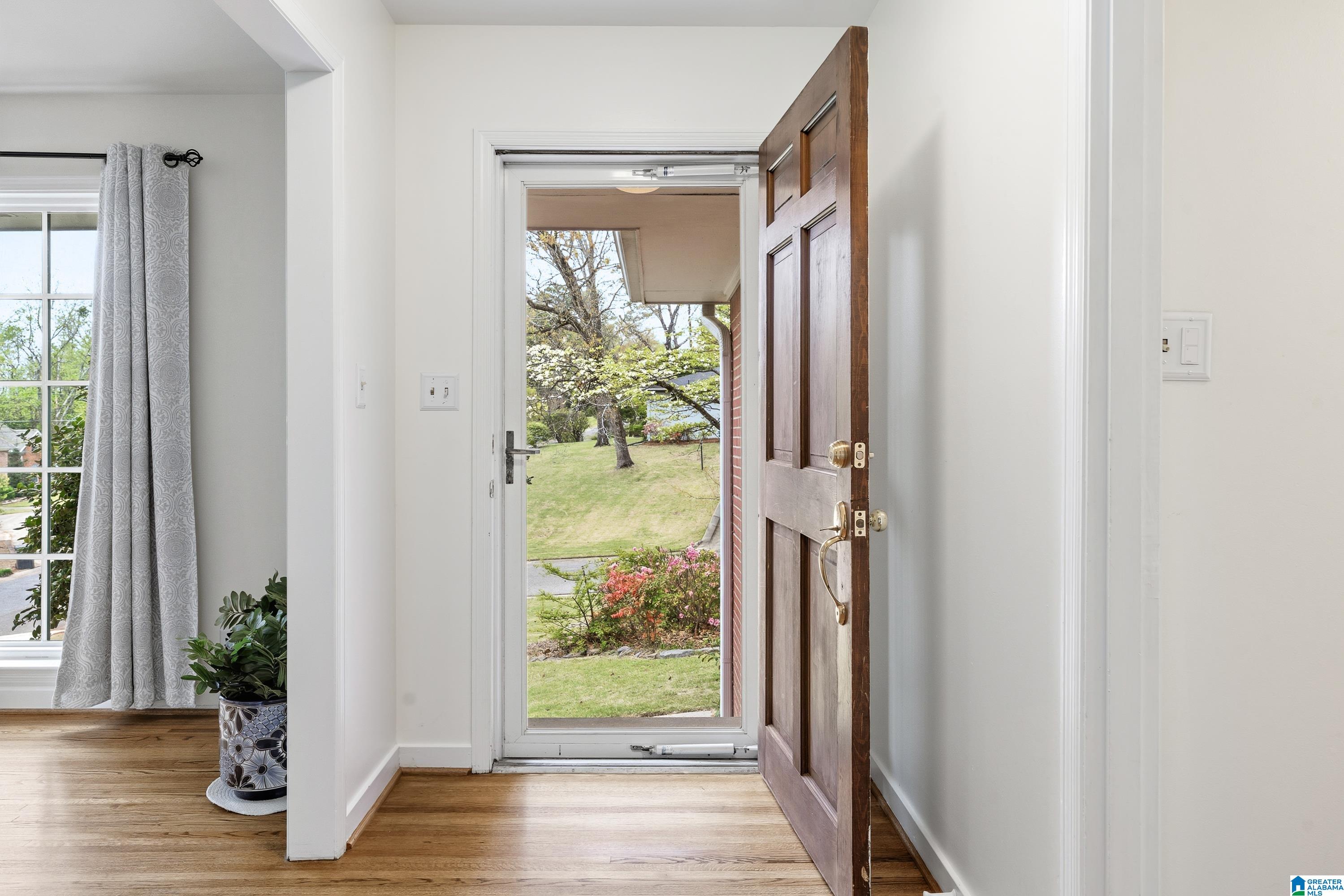 1876 GLENDMERE DRIVE