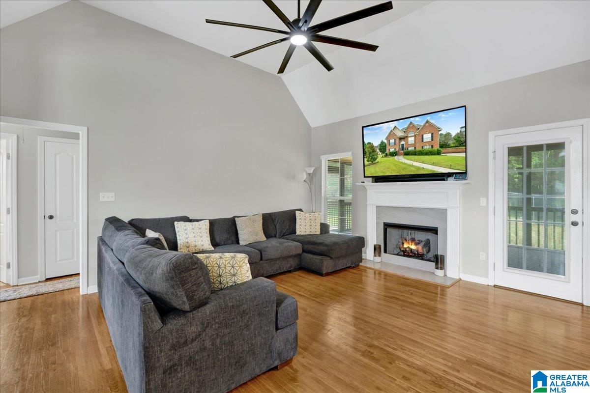 140 REUBEN CIRCLE