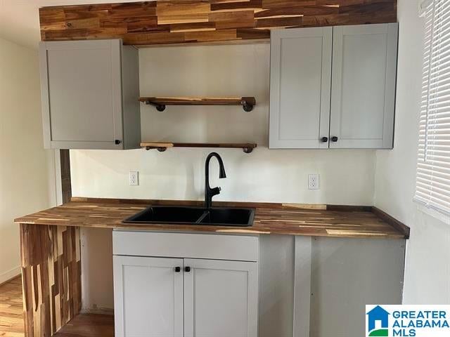 2428 21ST AVENUE N F - Photo 4