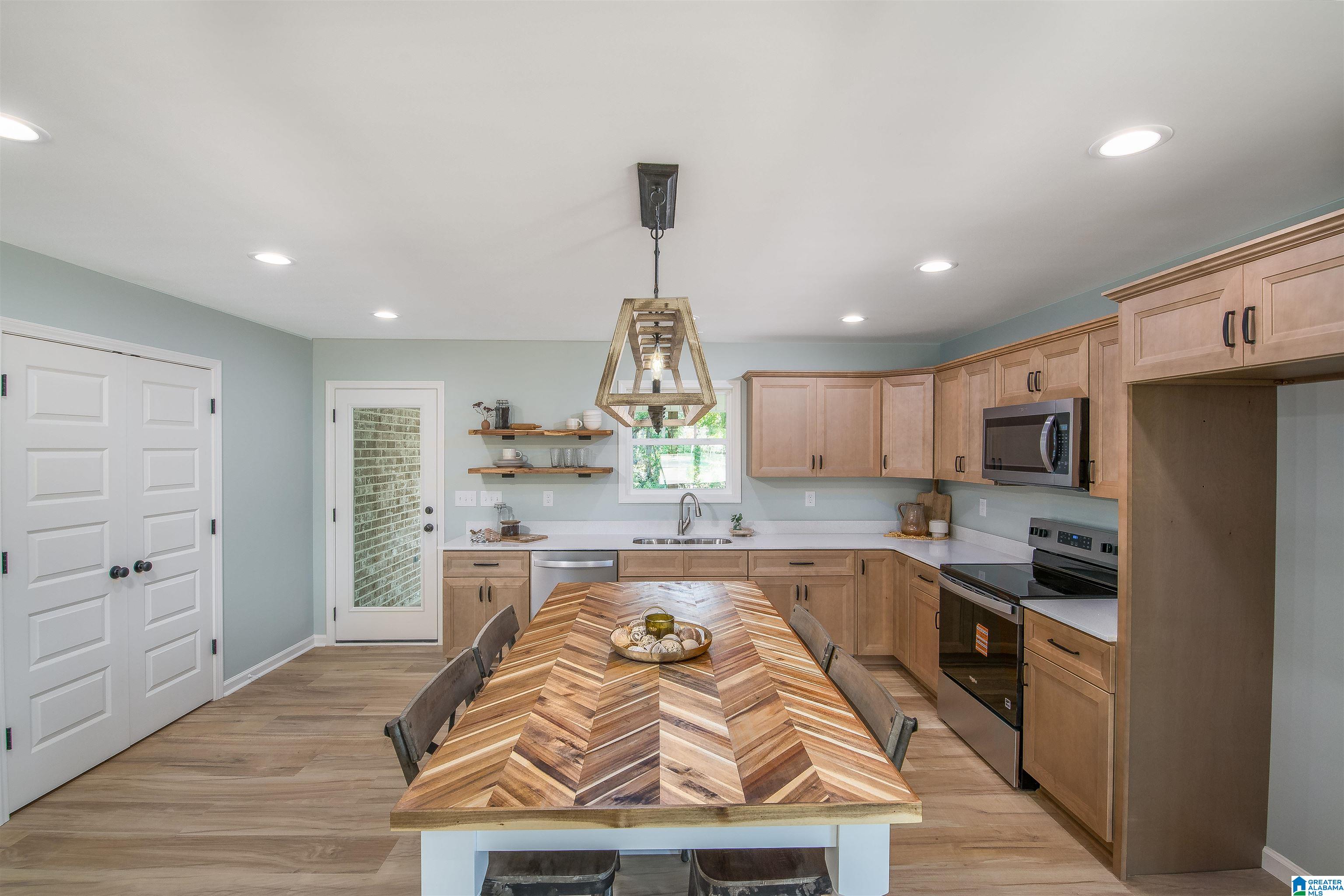 59 COUNTY ROAD 6401 - Photo 4