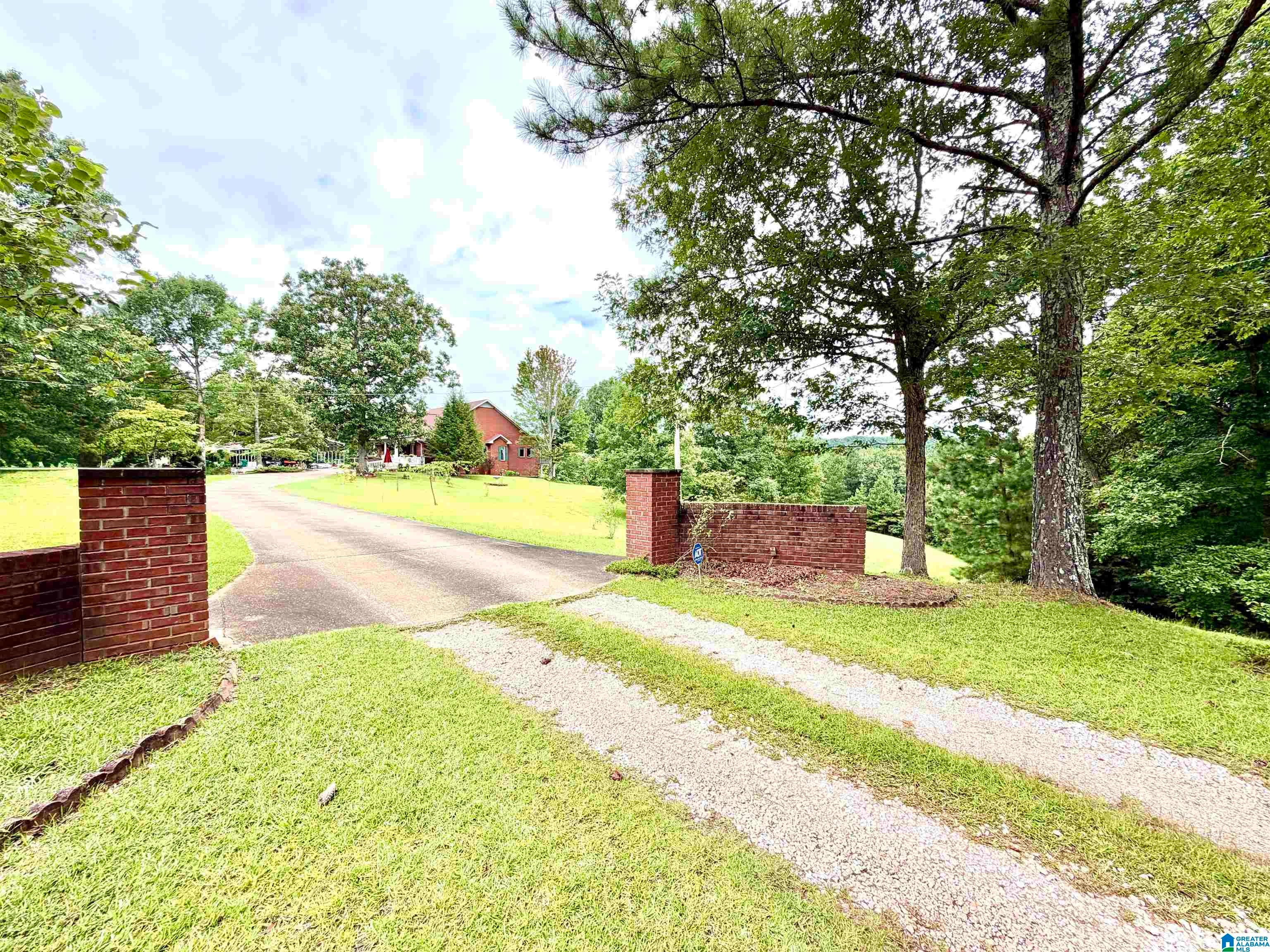 624 COUNTY ROAD 39