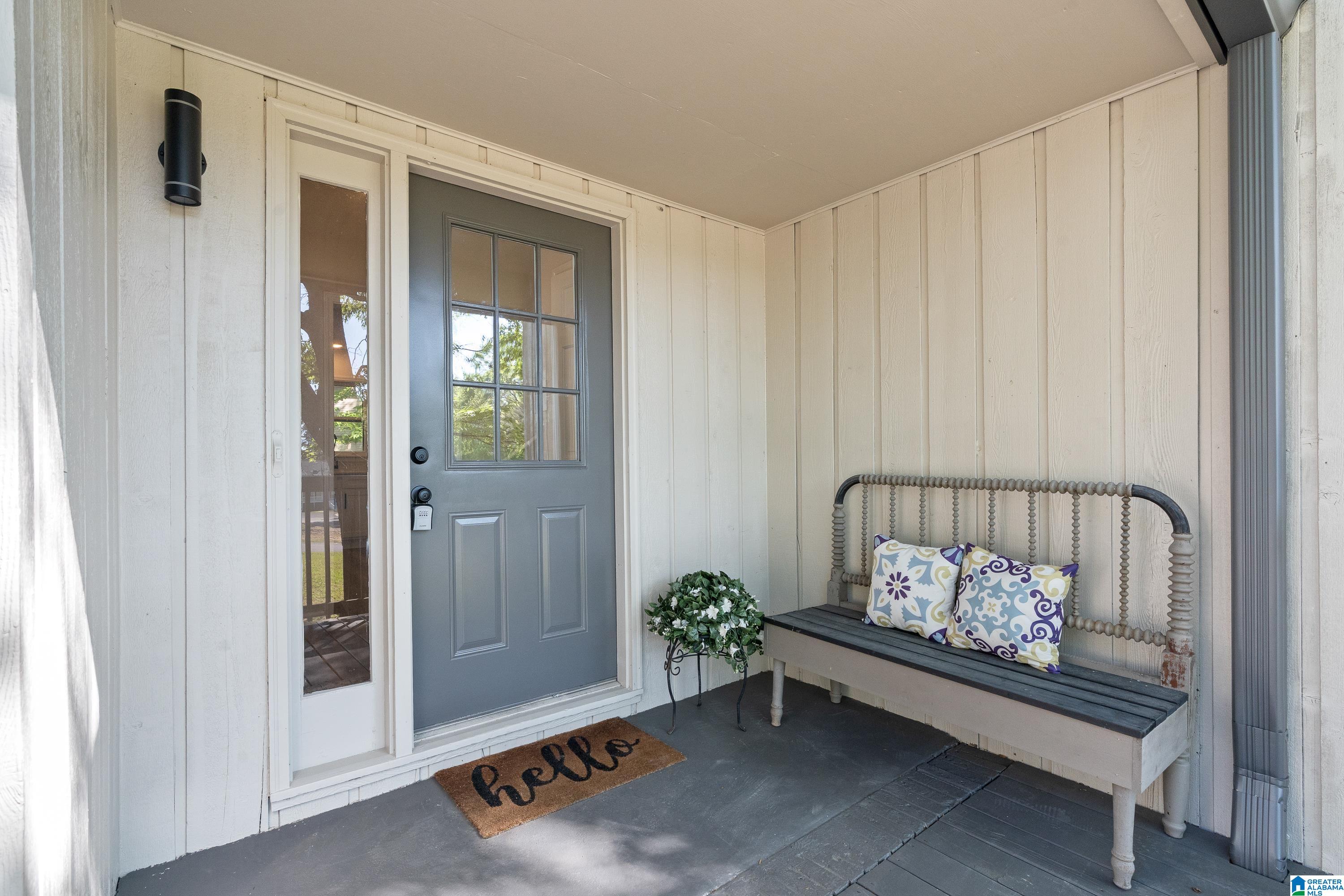 1433 QUEEN ANNE CIRCLE