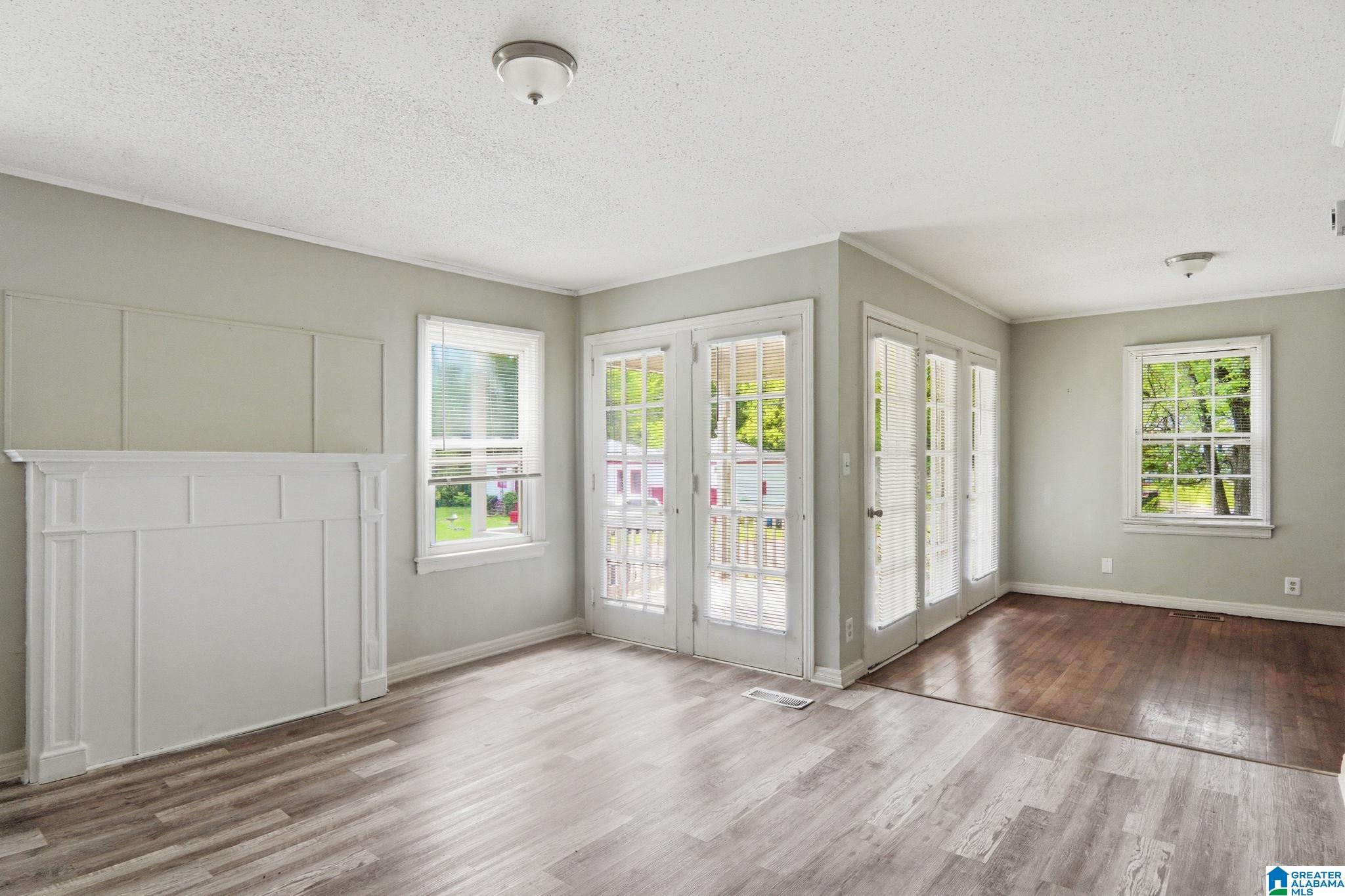 900 MEADOWBROOK DRIVE