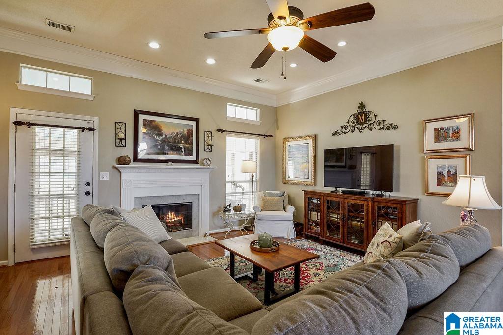 101 DEVONSHIRE PLACE