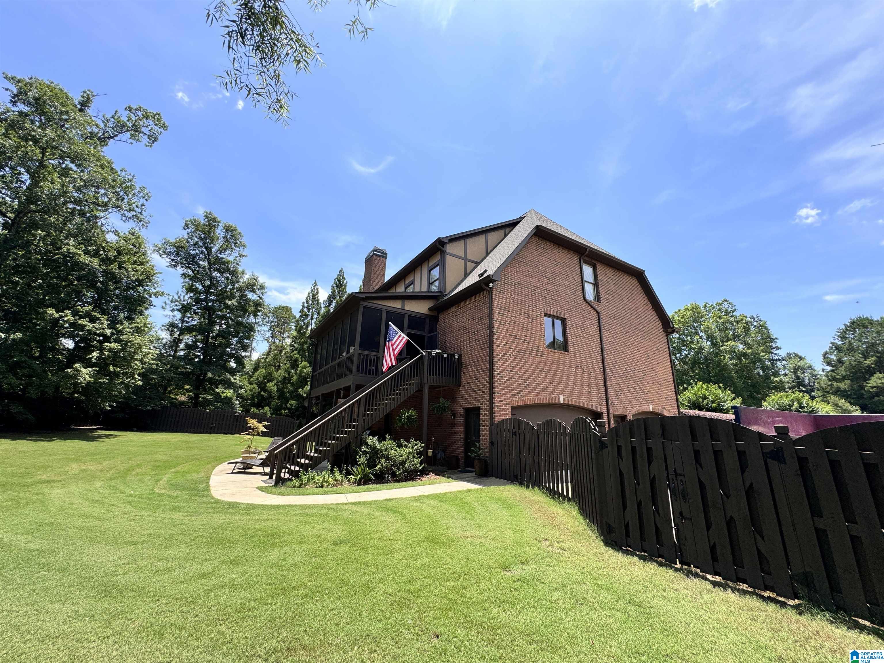 837 ABERLADY PLACE