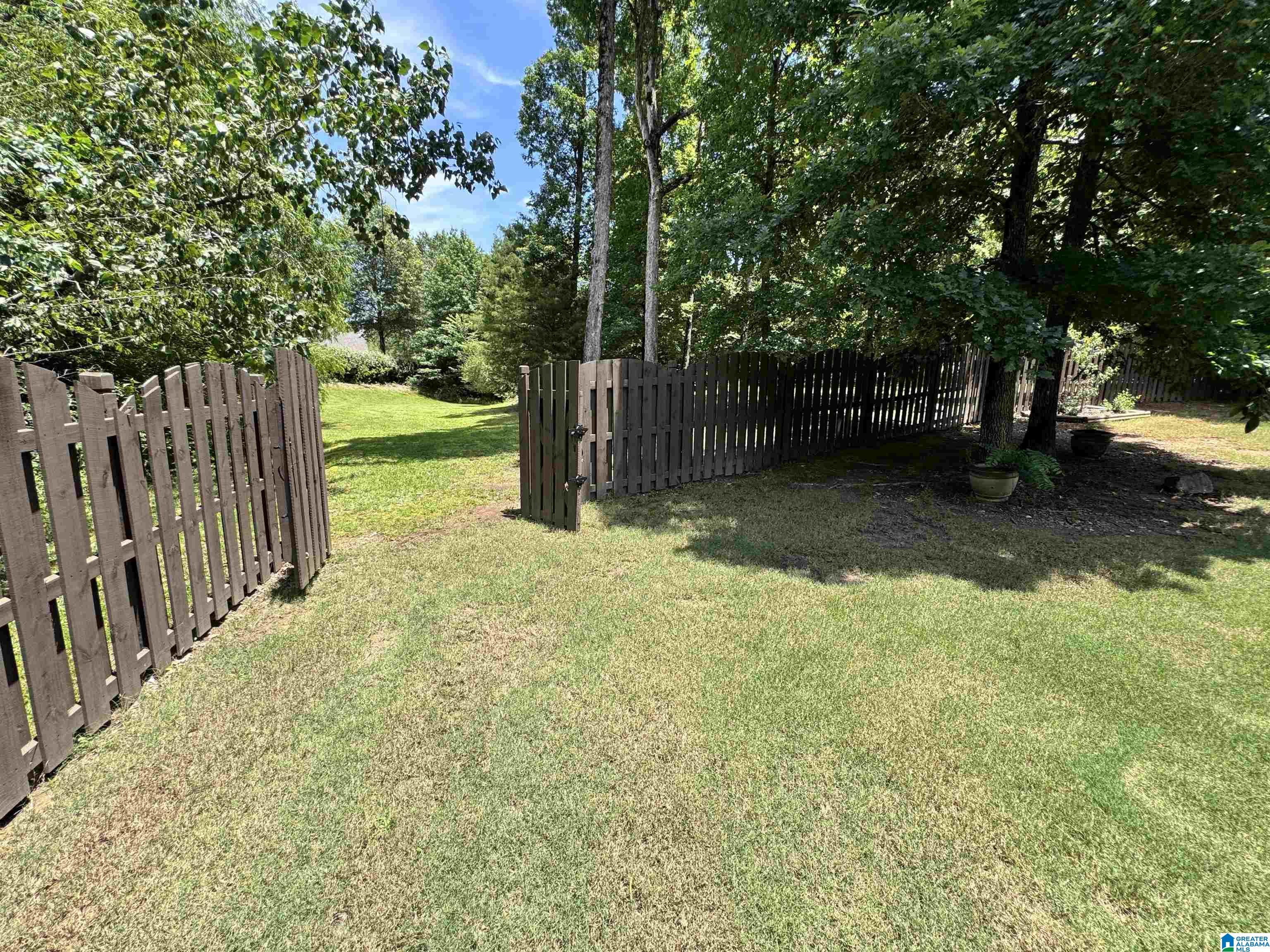 837 ABERLADY PLACE