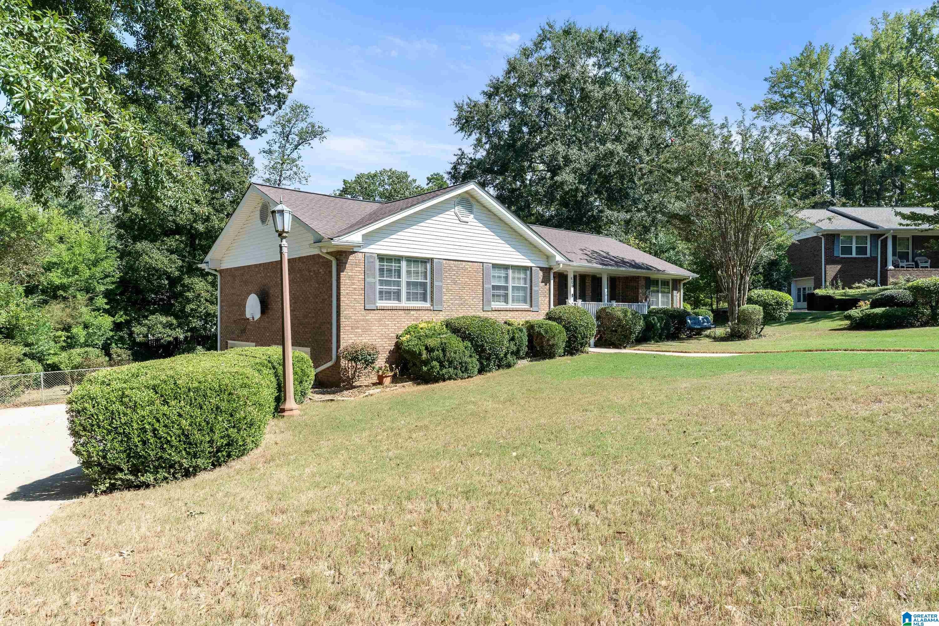 609 DUNMORE CIRCLE