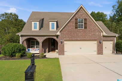 310 DUNROBIN CIRCLE PELHAM AL 35124