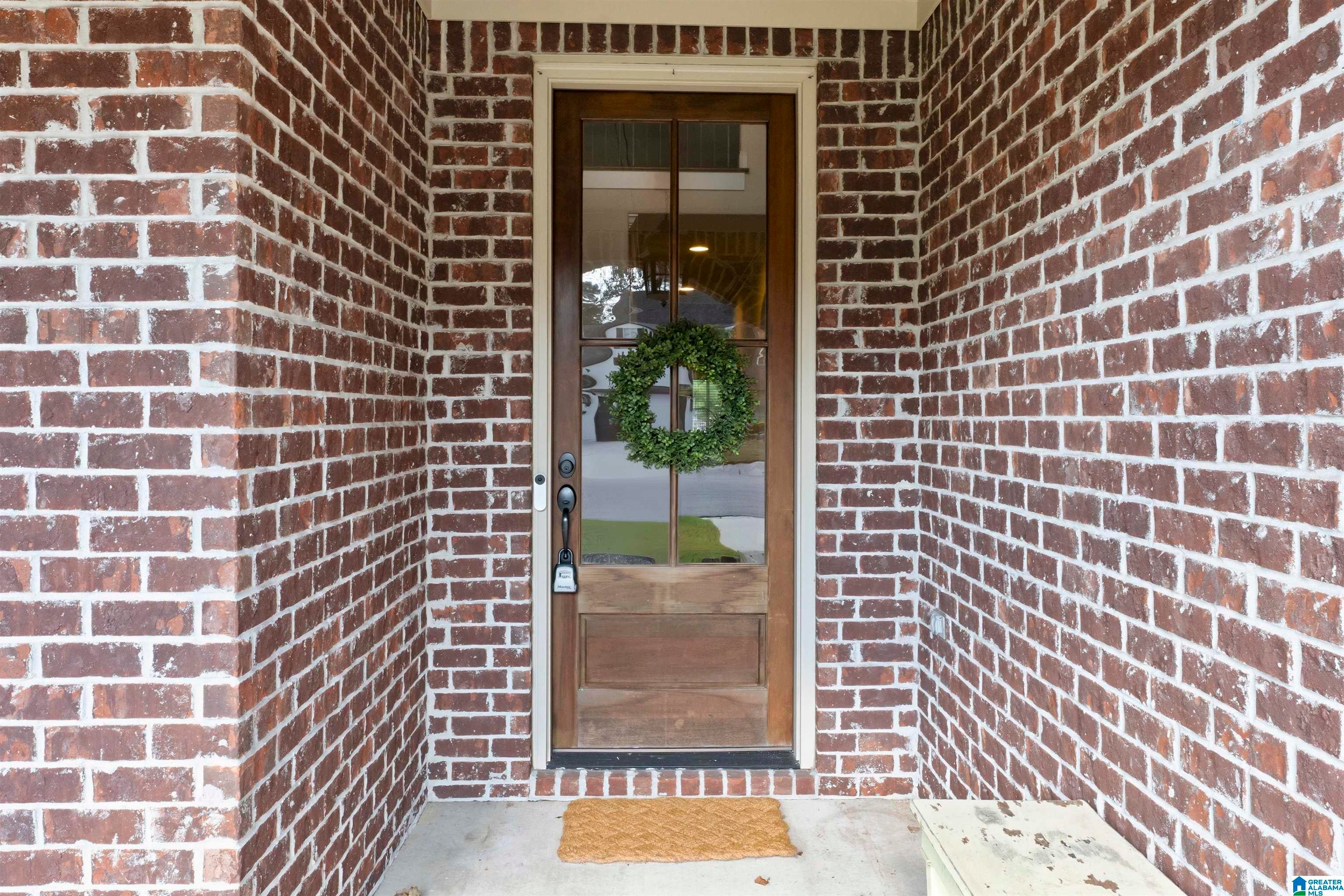 310 DUNROBIN CIRCLE
