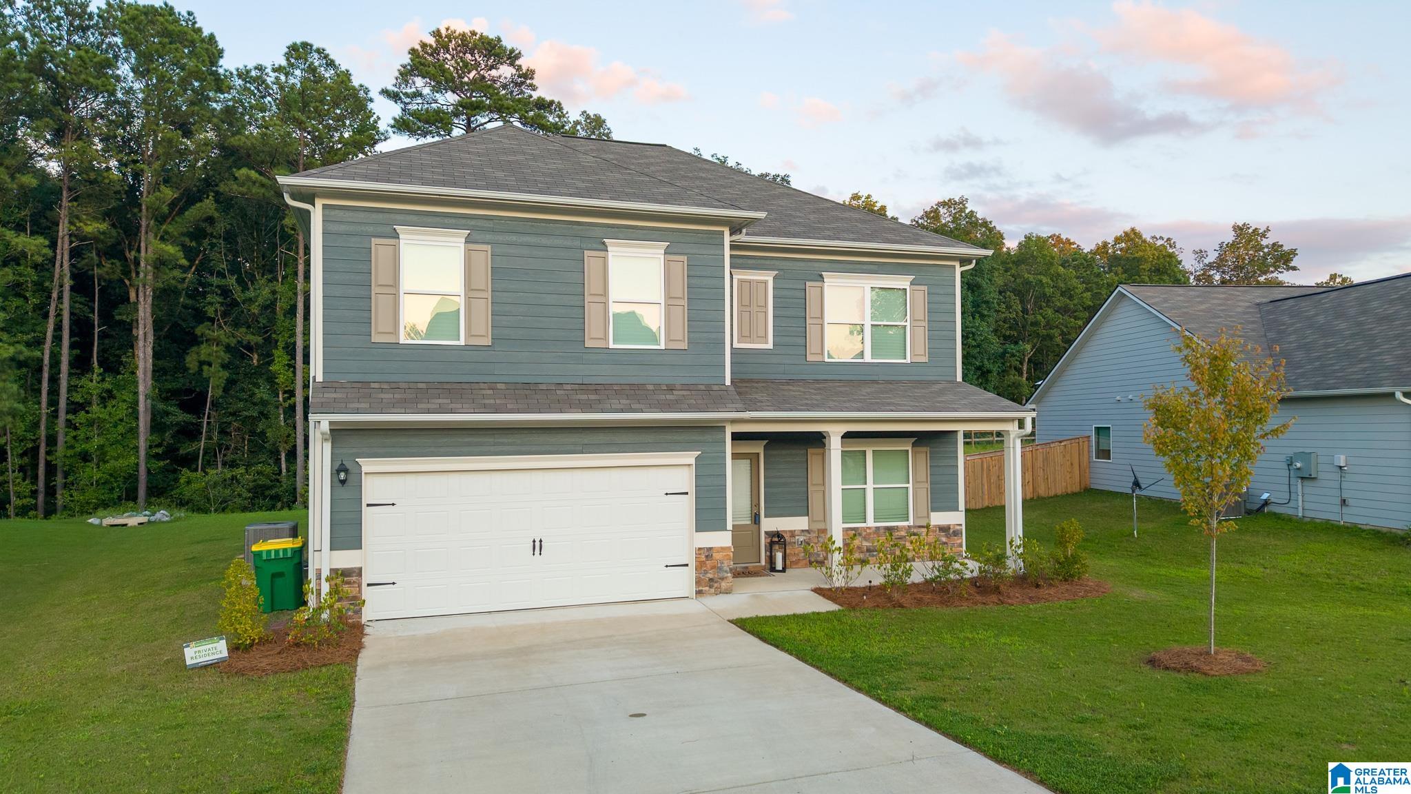 560 RIDGE CIRCLE