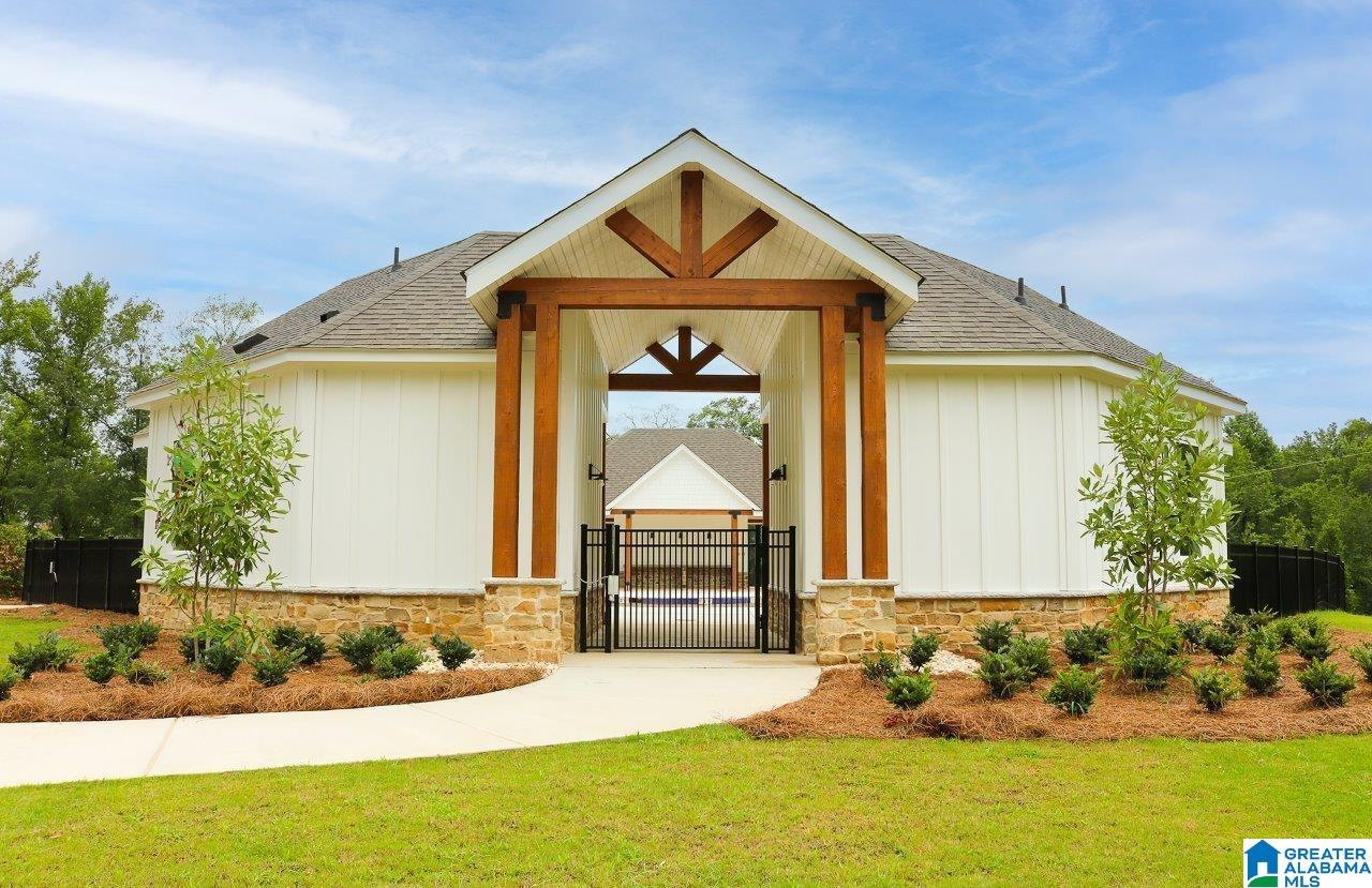 528 FOGGY BROOK LOOP