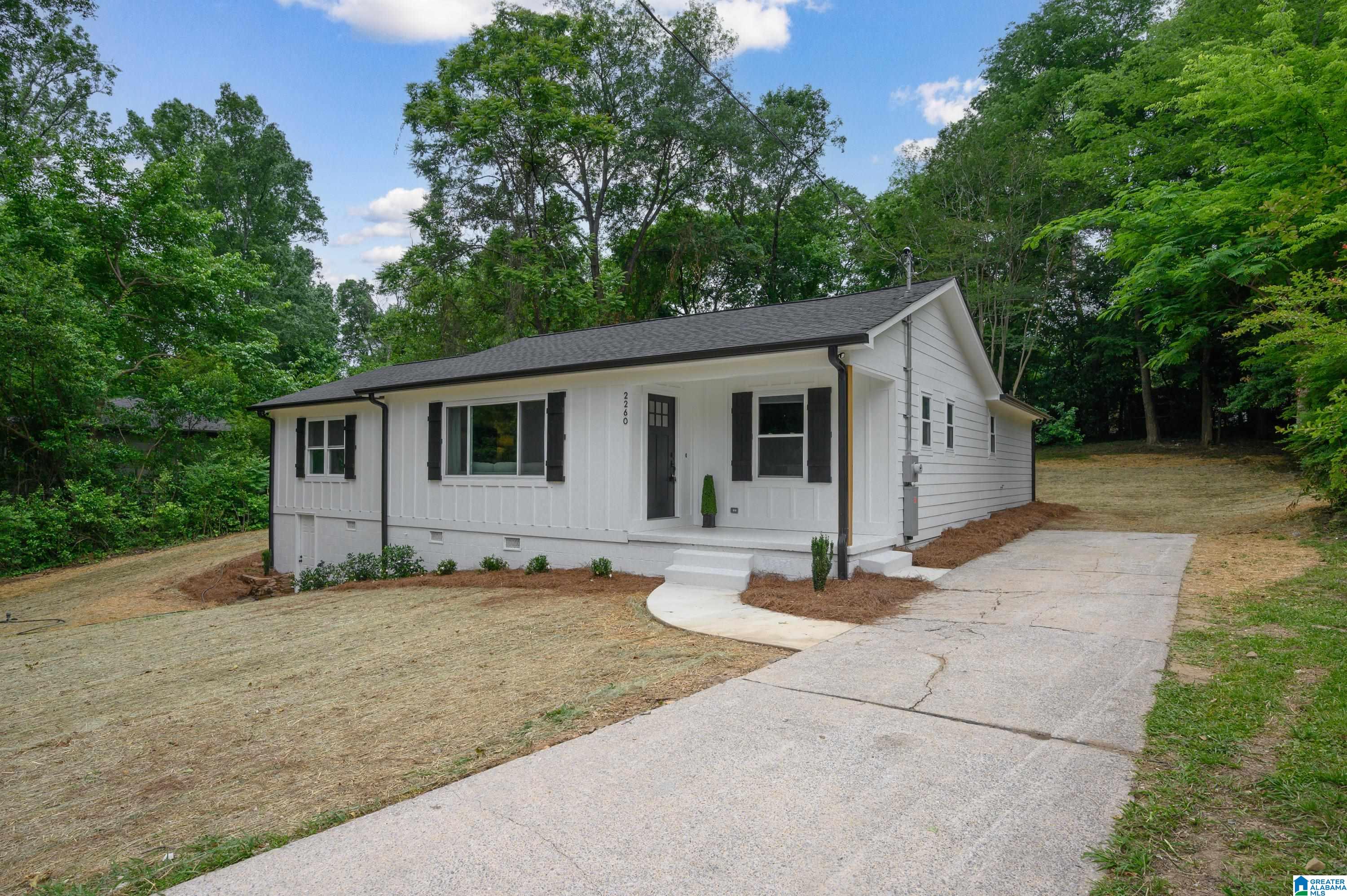 2260 PINE LANE