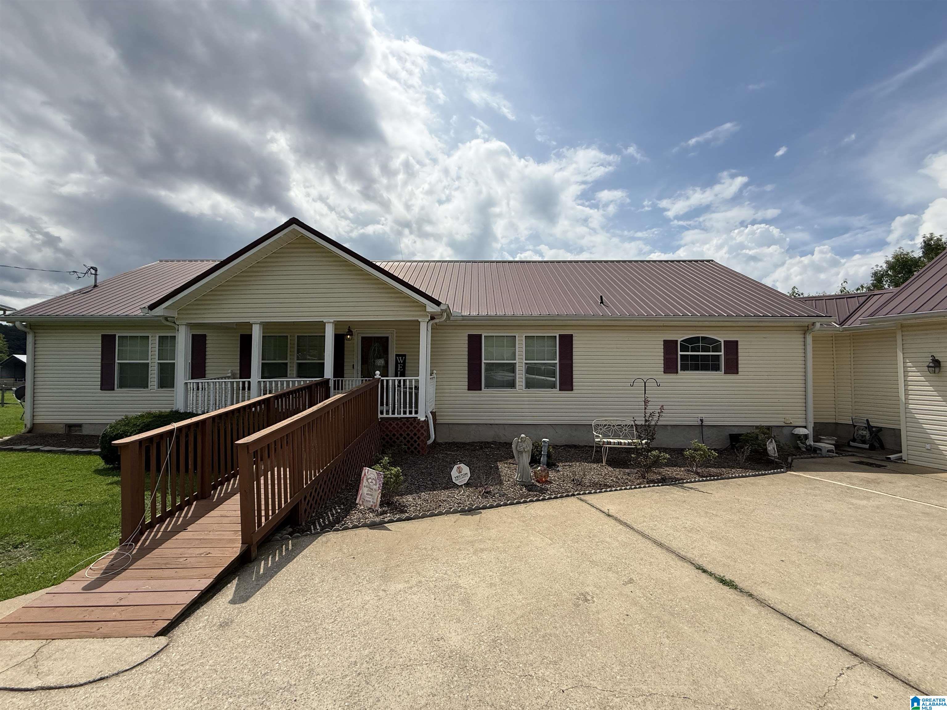 9067 MANLEY VINES CAMP ROAD