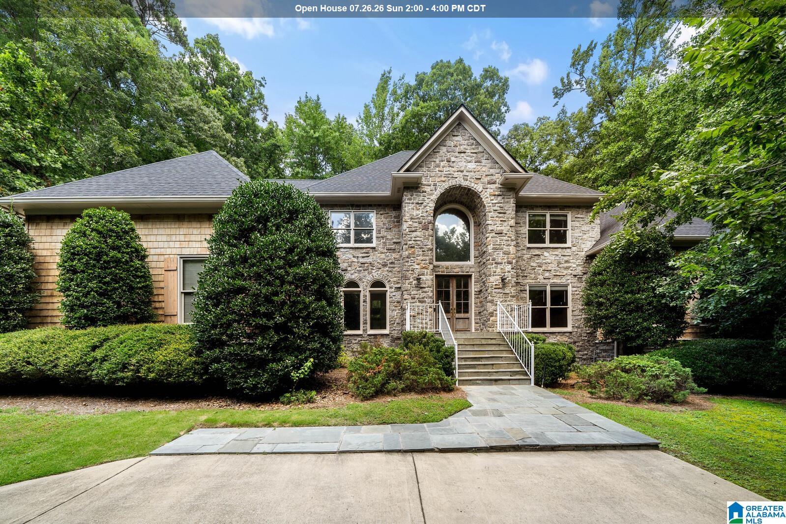 Photo 1 of 46 — 1788 TWIN BRIDGE DRIVE, VESTAVIA HILLS, AL 35243