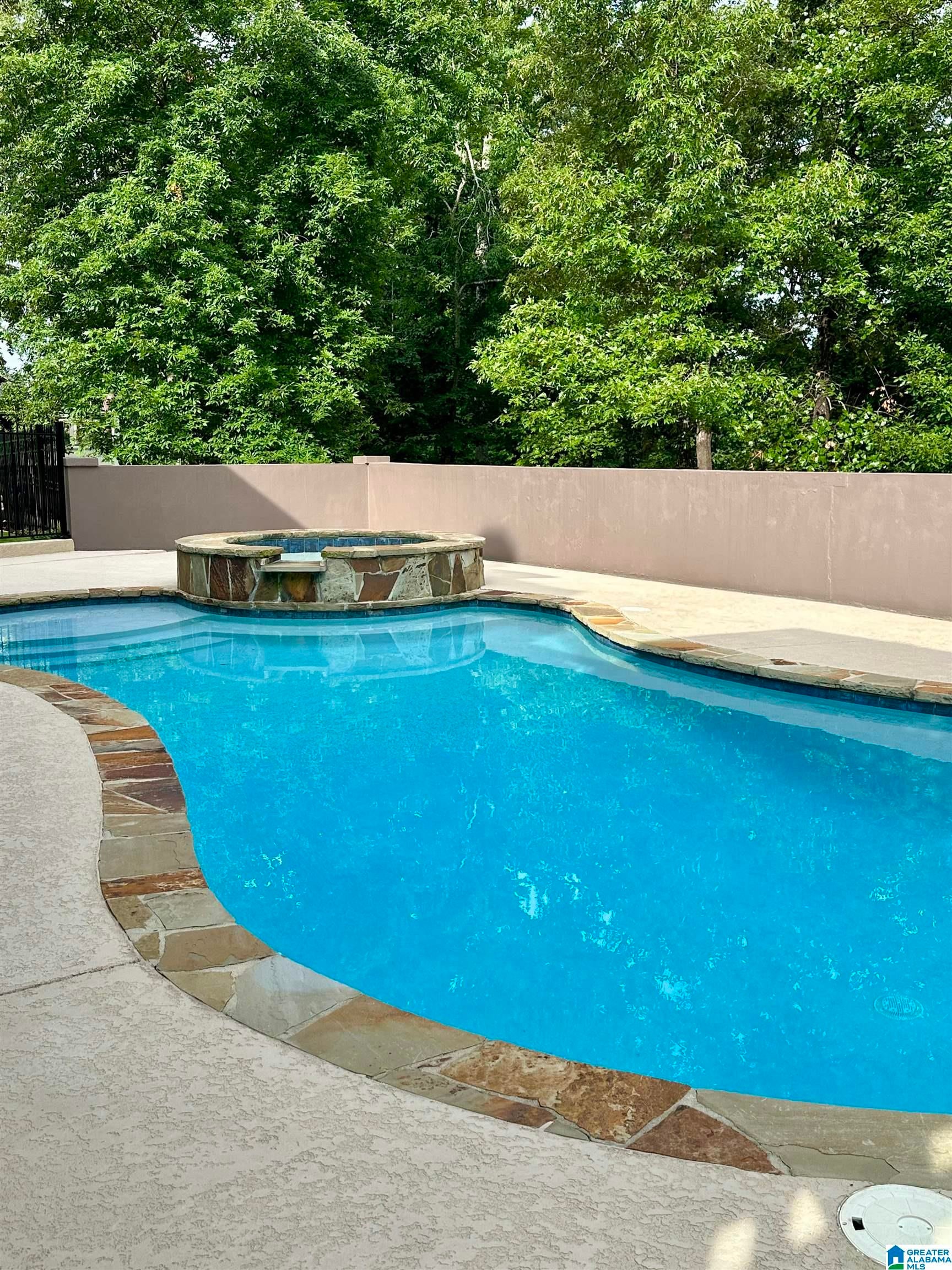 4038 GREYSTONE DRIVE