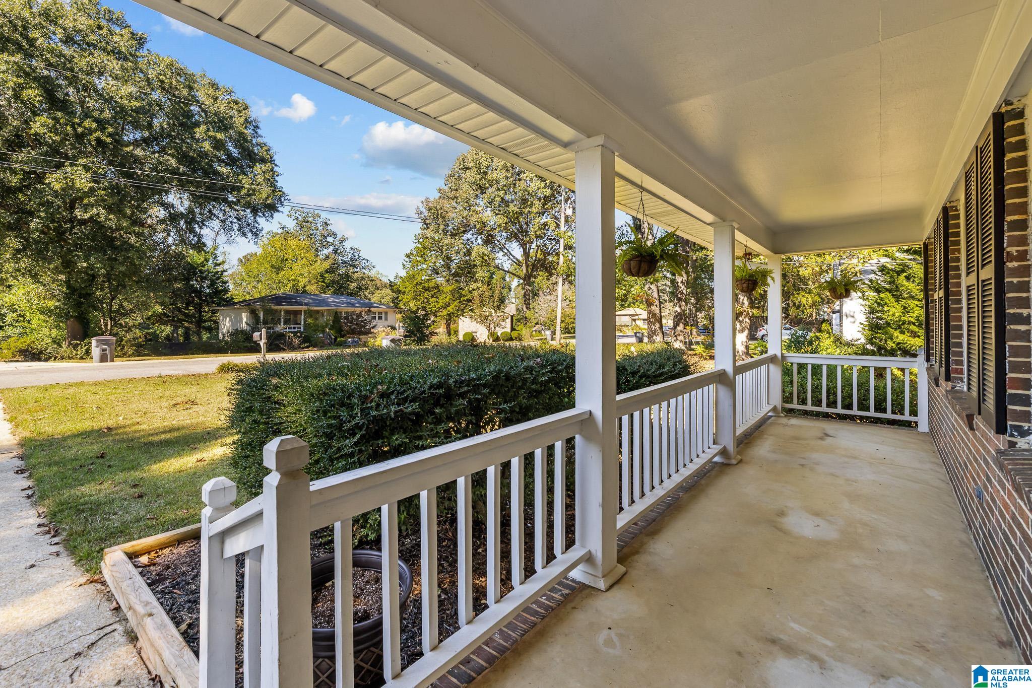 276 LOIS CIRCLE