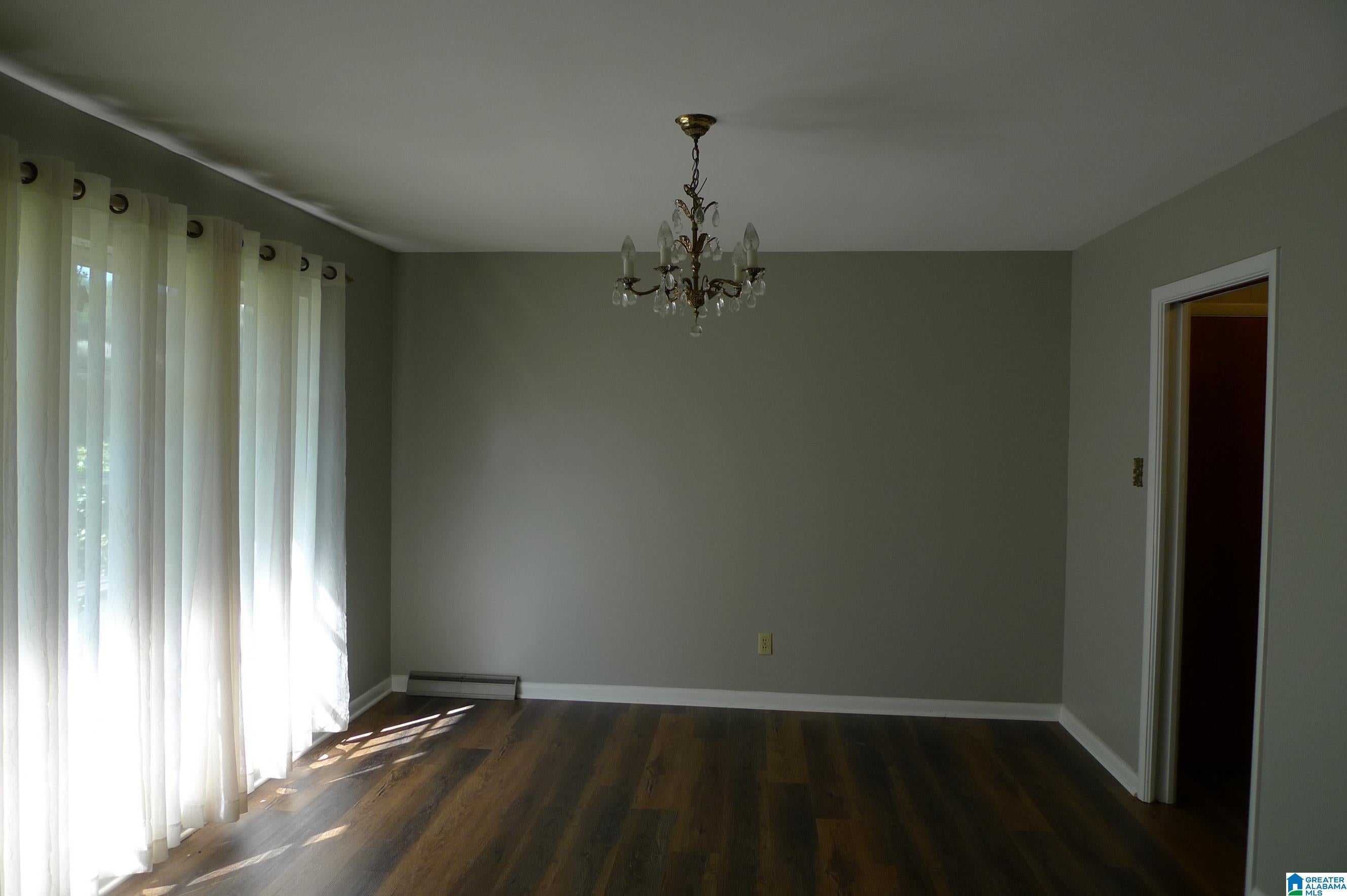 2105 LONGVIEW DRIVE
