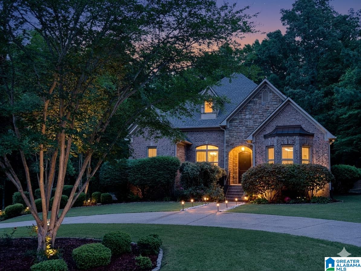 8514 REDWOOD LANE