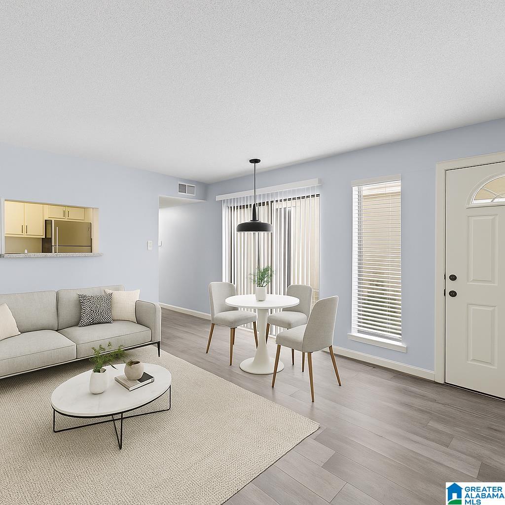 3350 ALTAMONT DRIVE S B-2