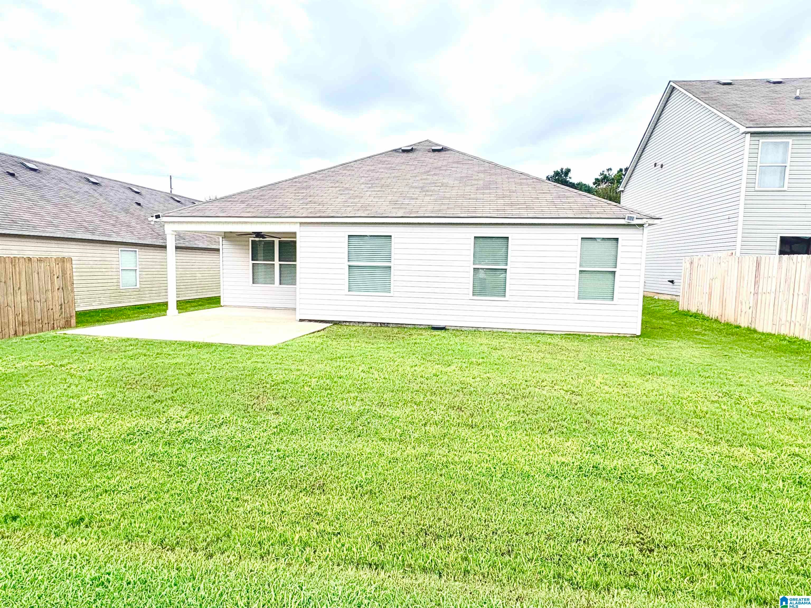 4690 WOODFORD CIRCLE