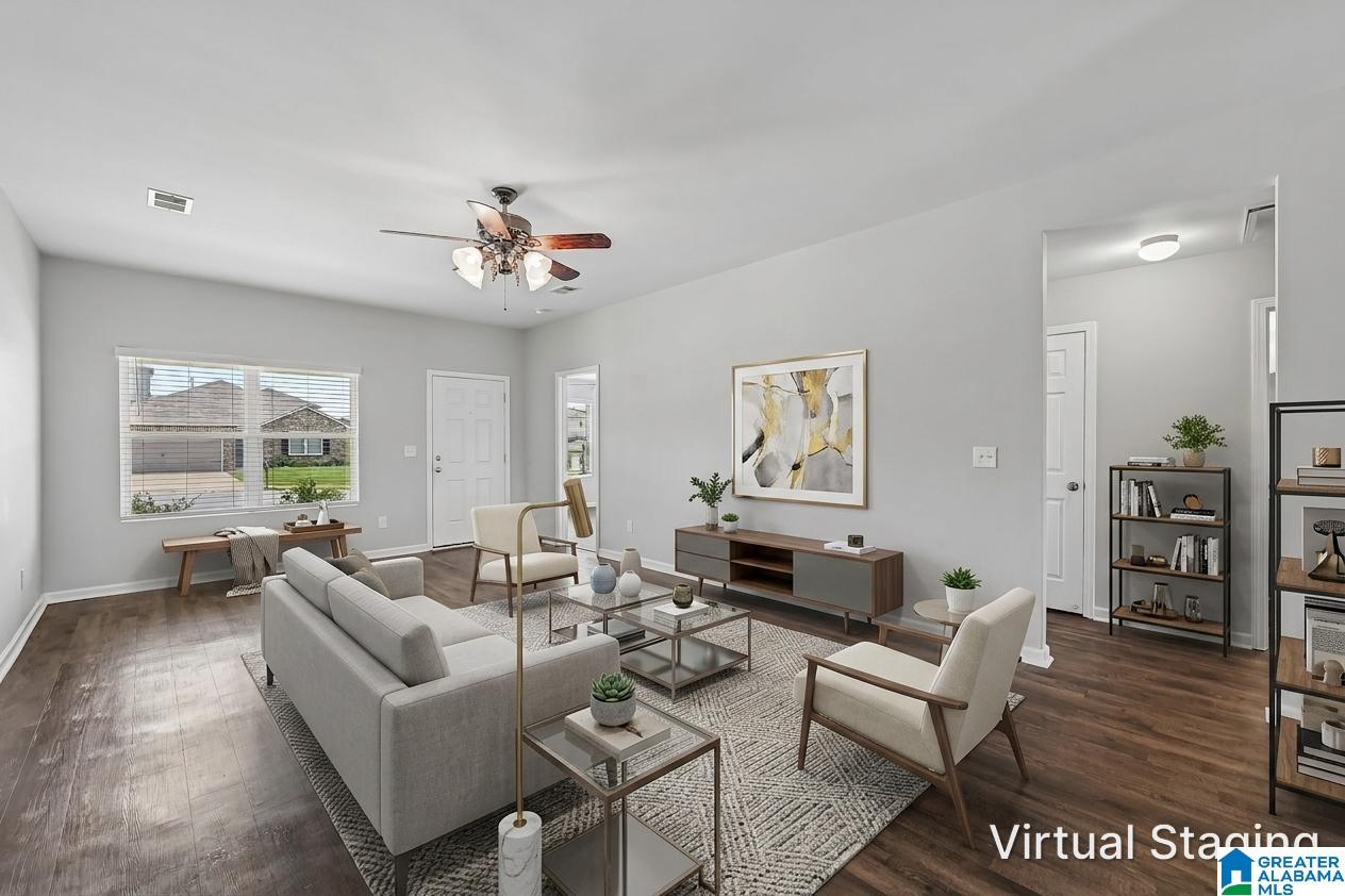 390 WOODLAND TRAIL