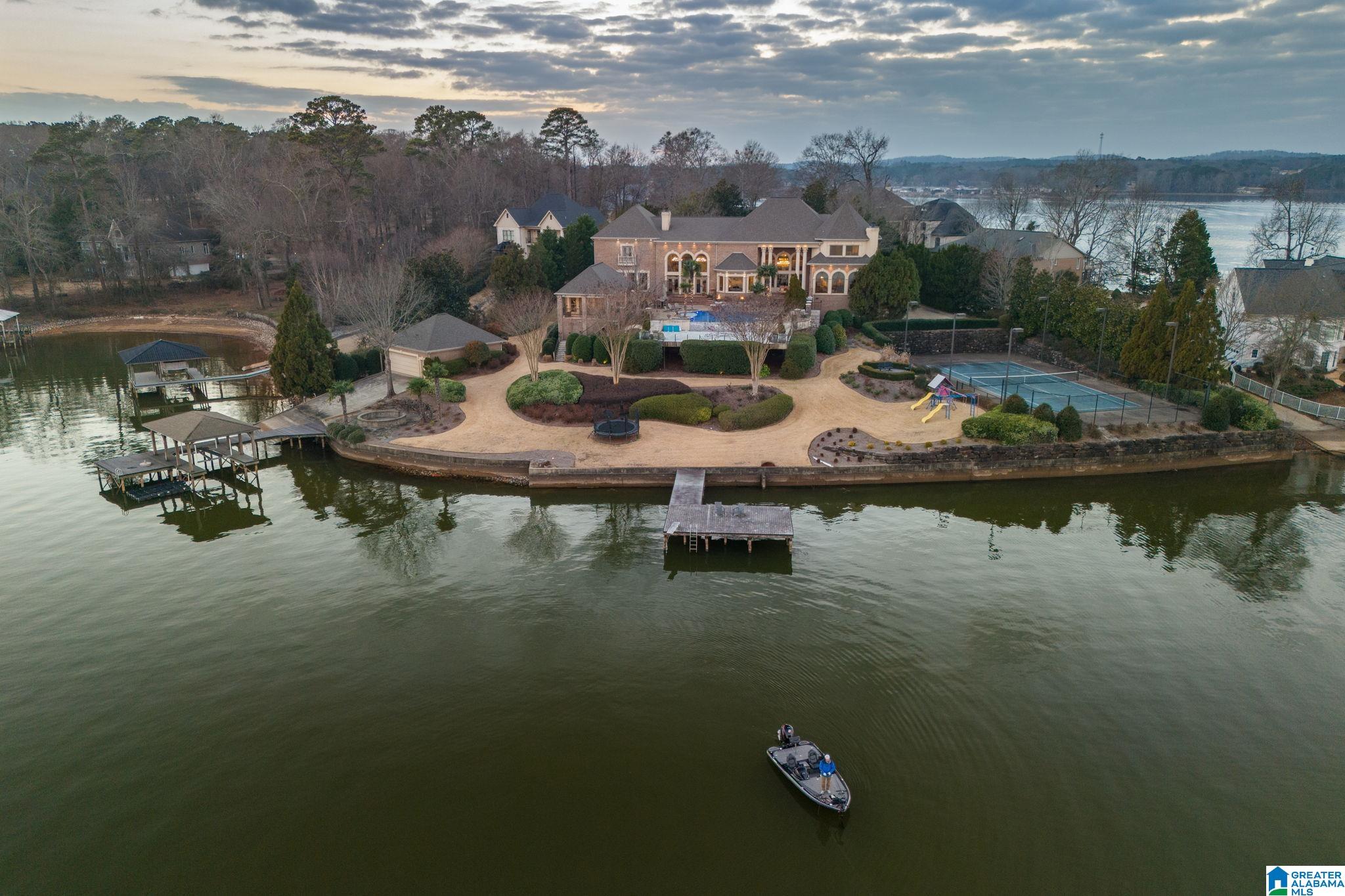 2023 RIVER OAKS POINT