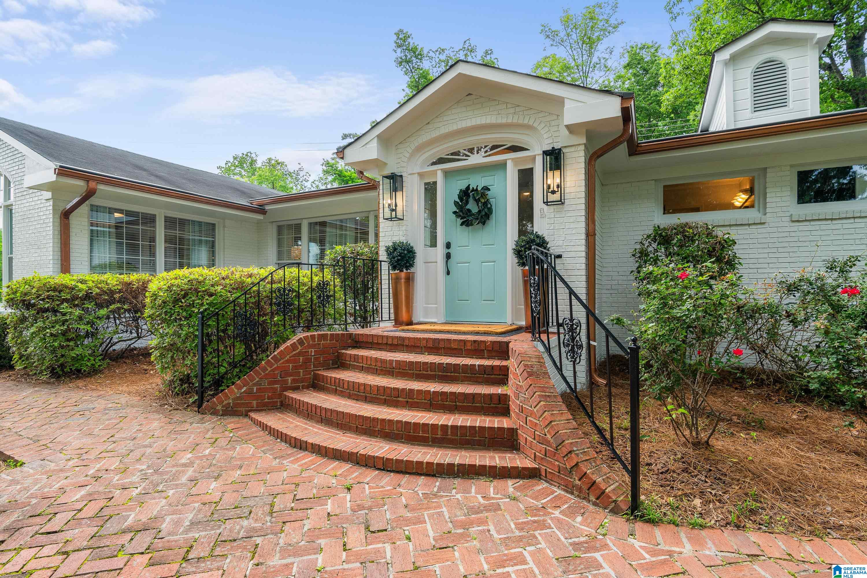 3208 N WOODRIDGE ROAD