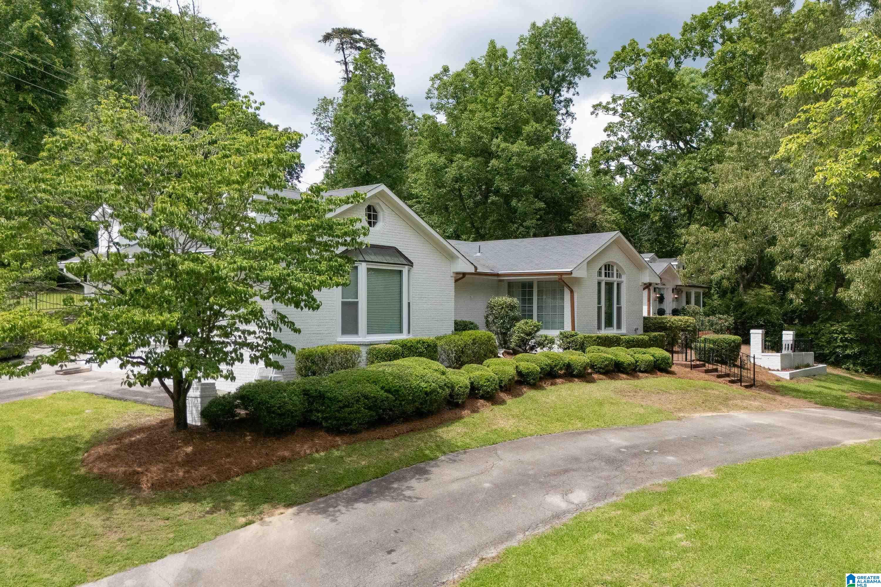 3208 N WOODRIDGE ROAD