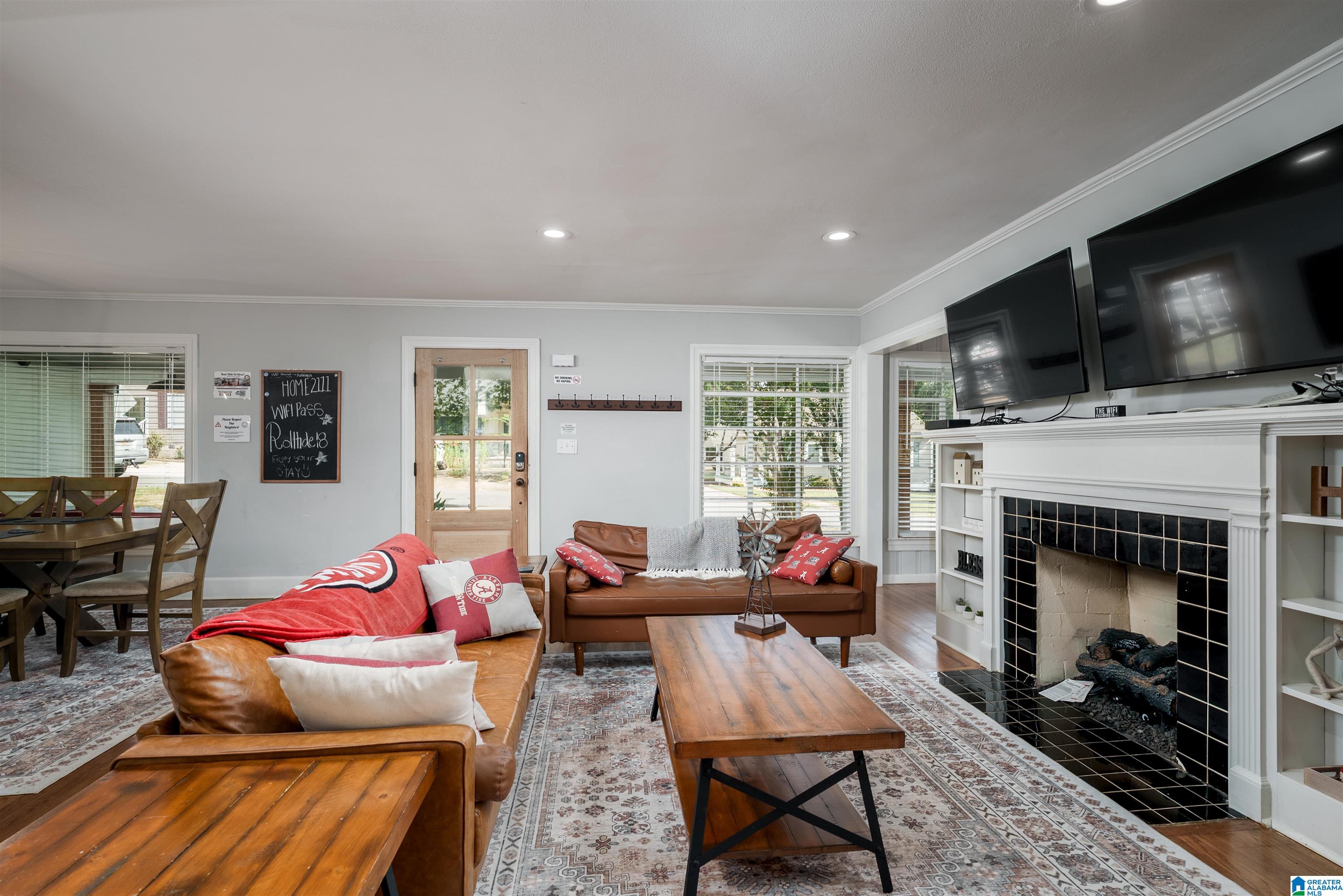 2111 23RD STREET