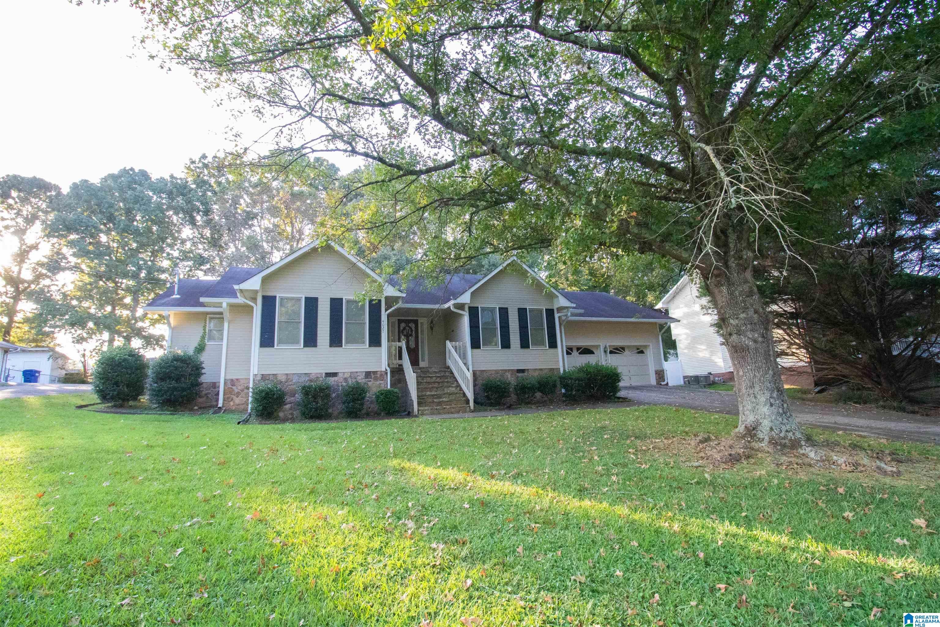 4027 FOREST LANE