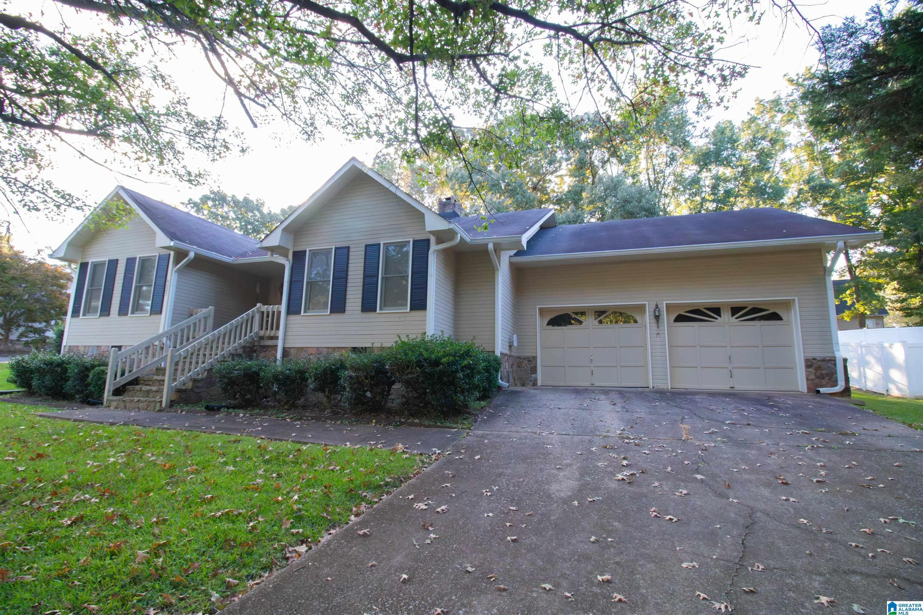 4027 FOREST LANE