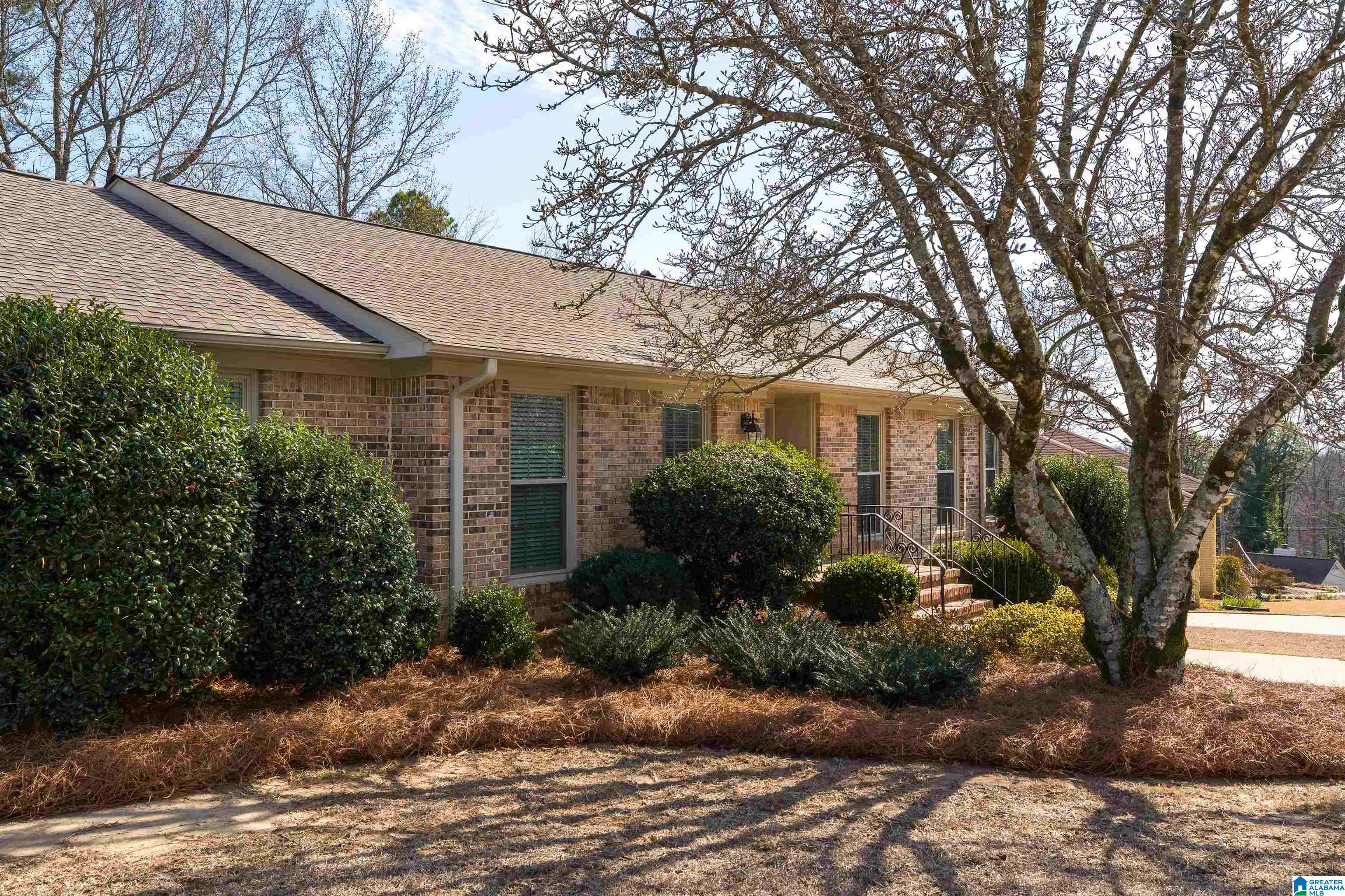 3527 DEERFIELD DRIVE