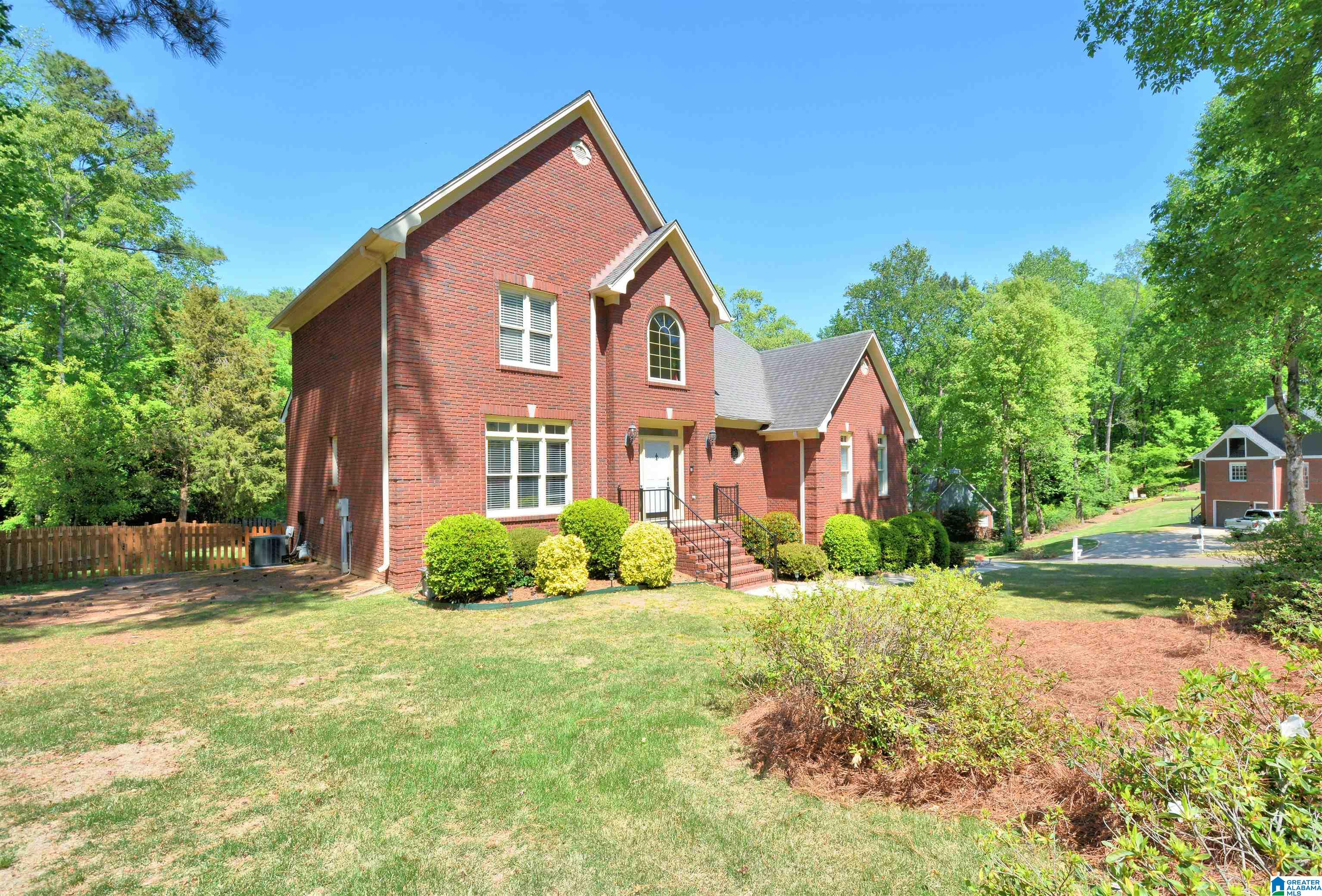 1800 SOUTHPOINTE CIRCLE