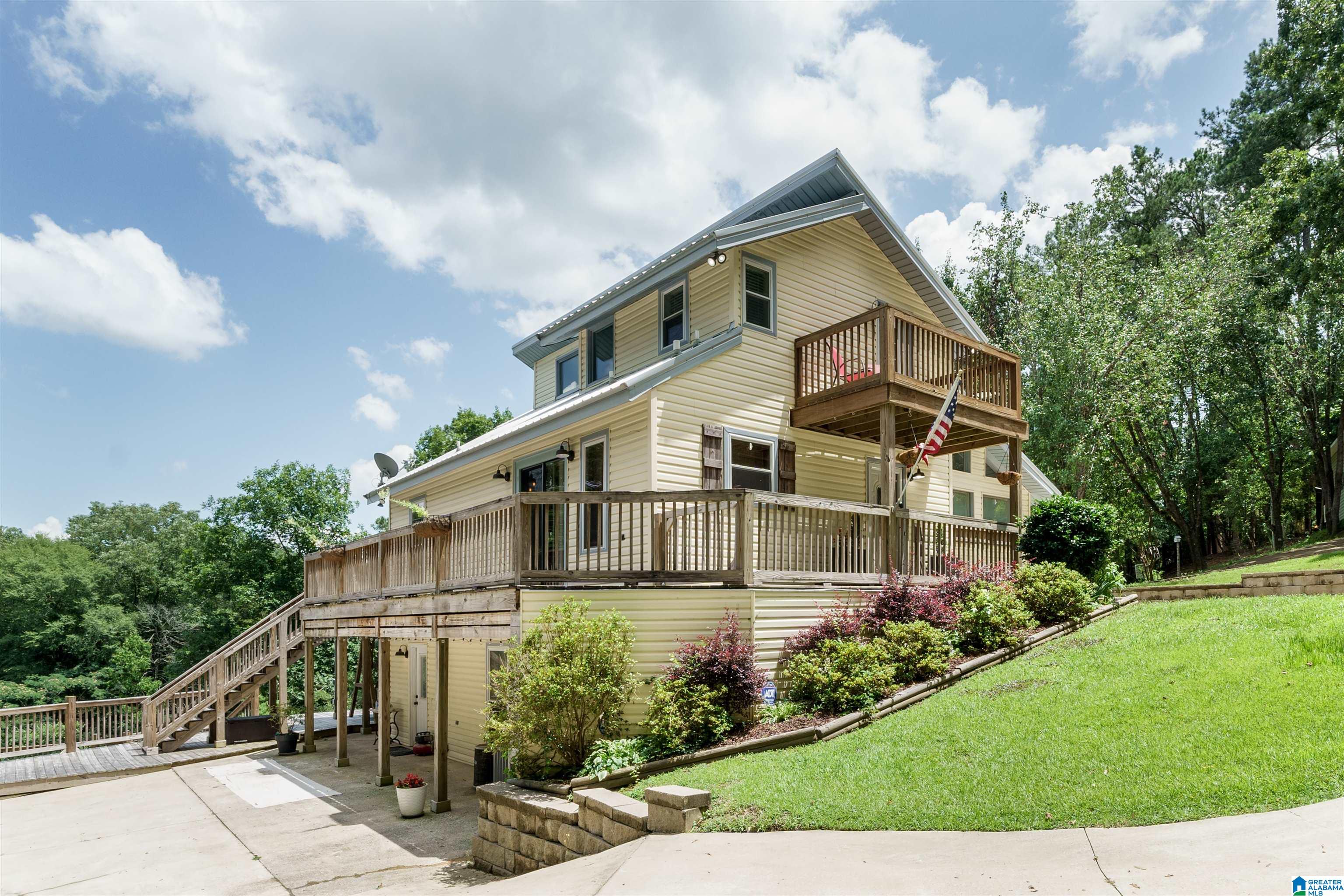 15550 BEACON POINT DRIVE