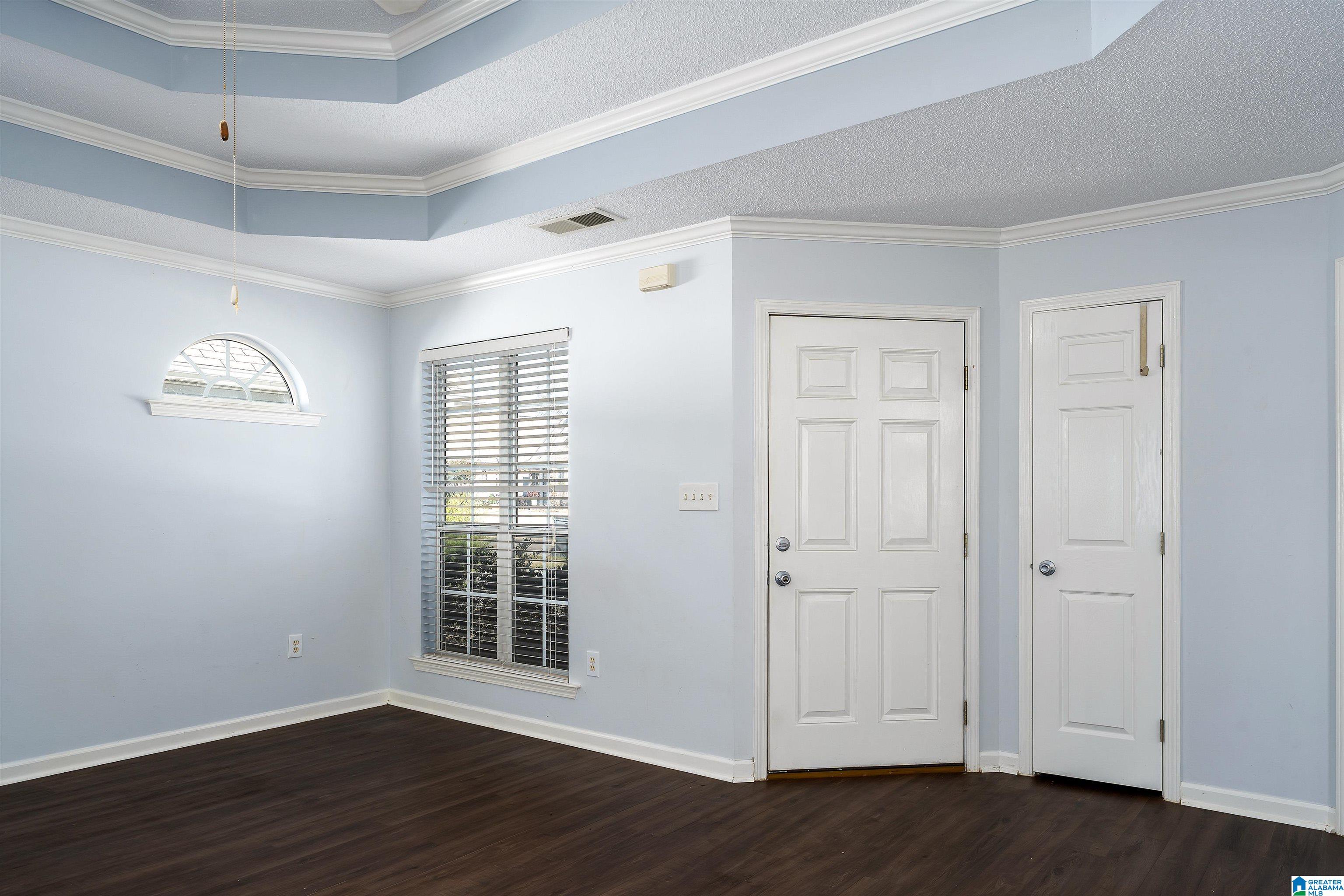 212 HIDDEN CREEK DRIVE