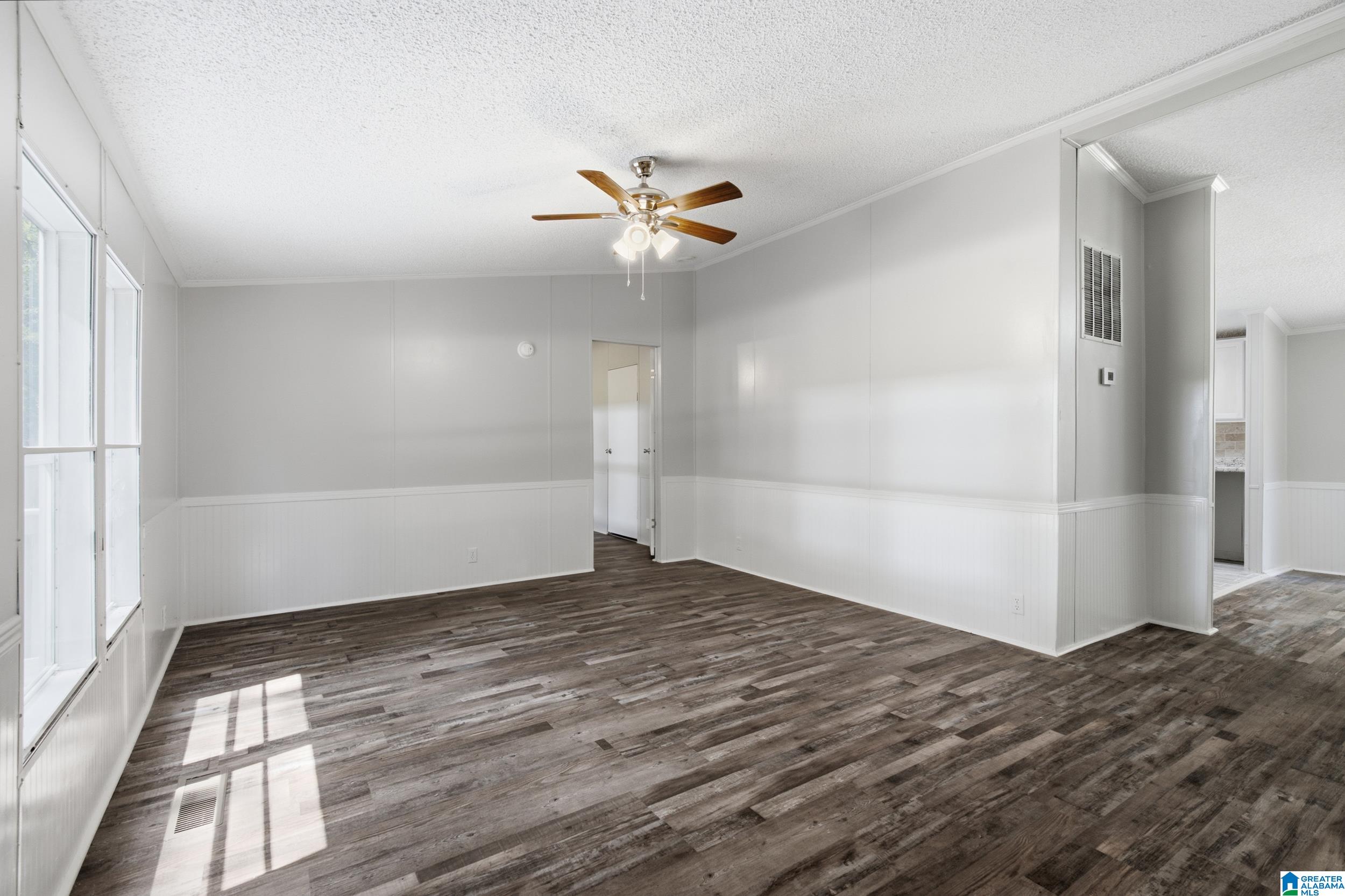 2745 COUNTY ROAD 228 - Photo 4