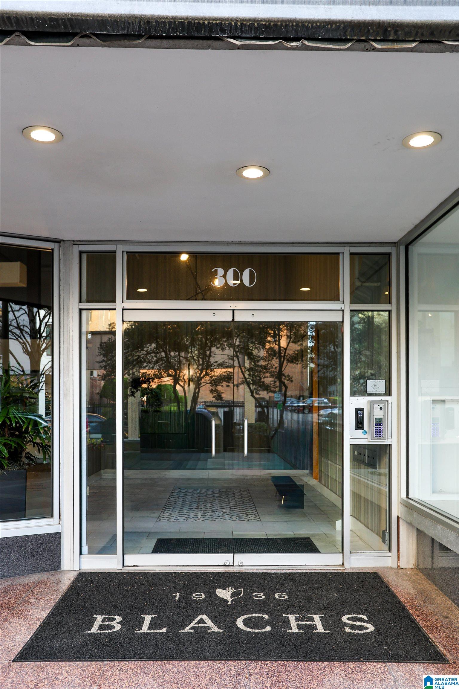 300 20TH STREET N 405