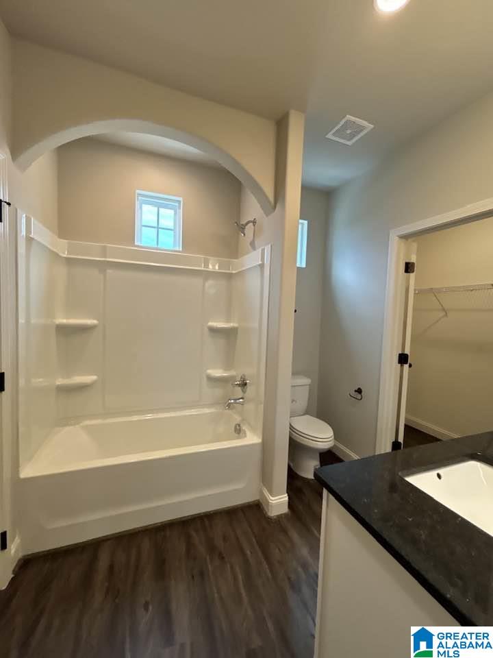 4303 LENNOX COURT 4303