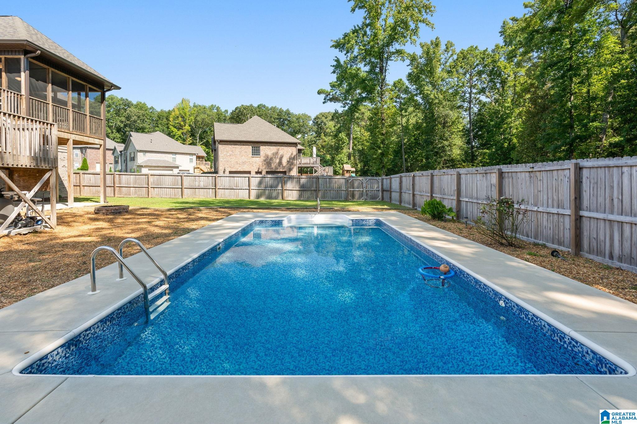 1047 CREEL DRIVE
