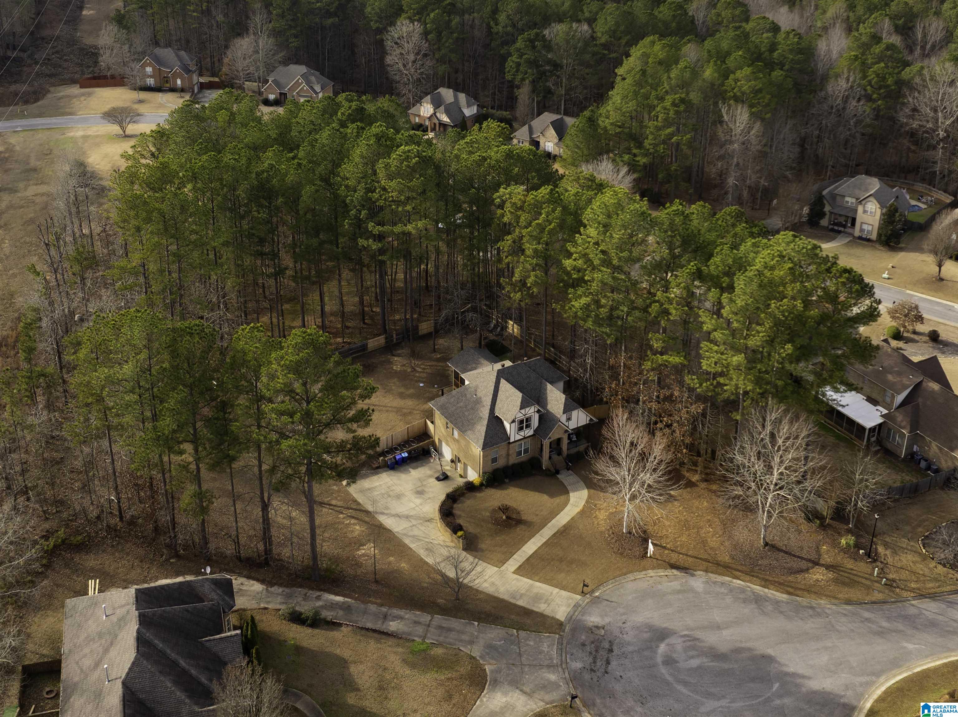 562 WOODBRIDGE TRACE