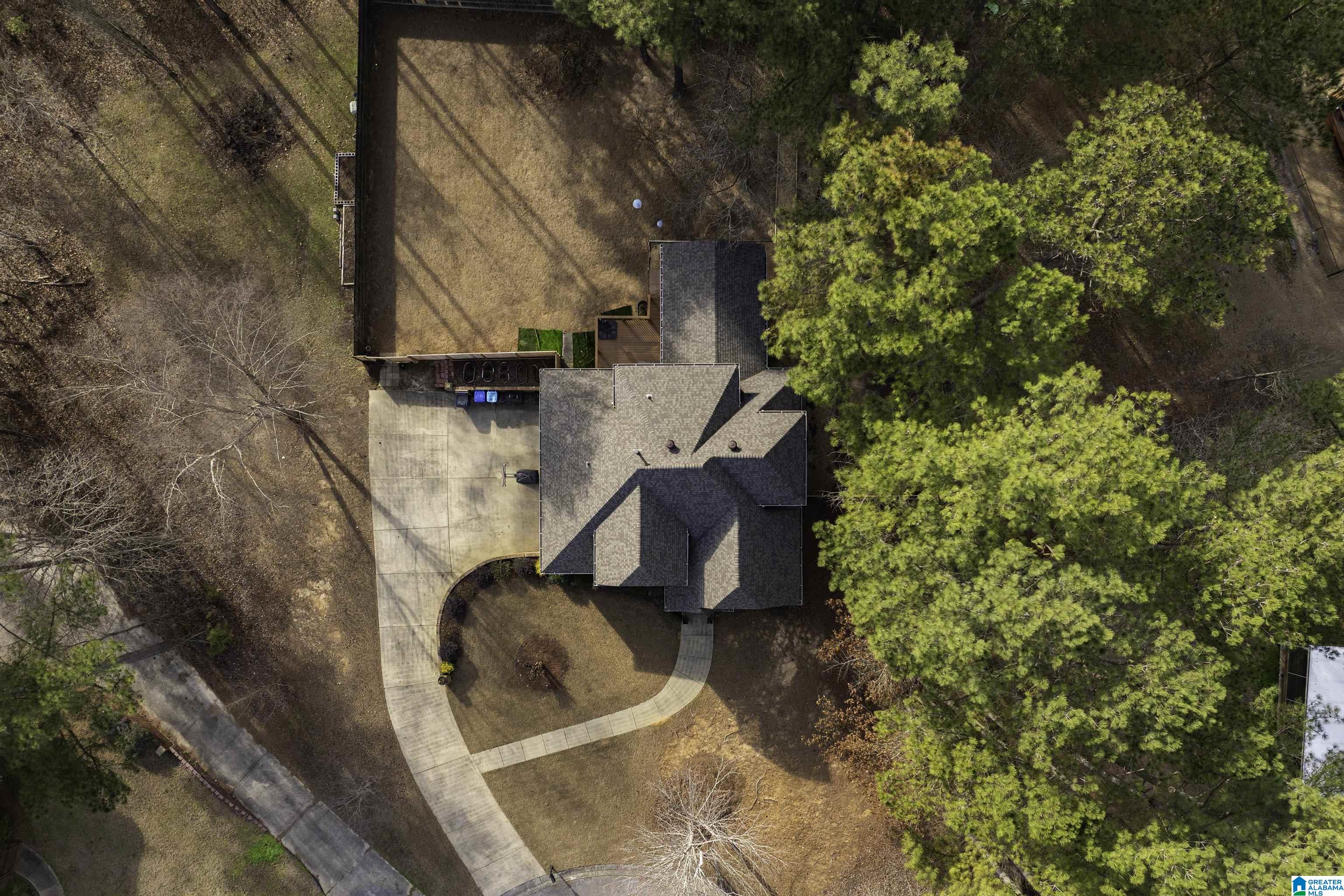 562 WOODBRIDGE TRACE