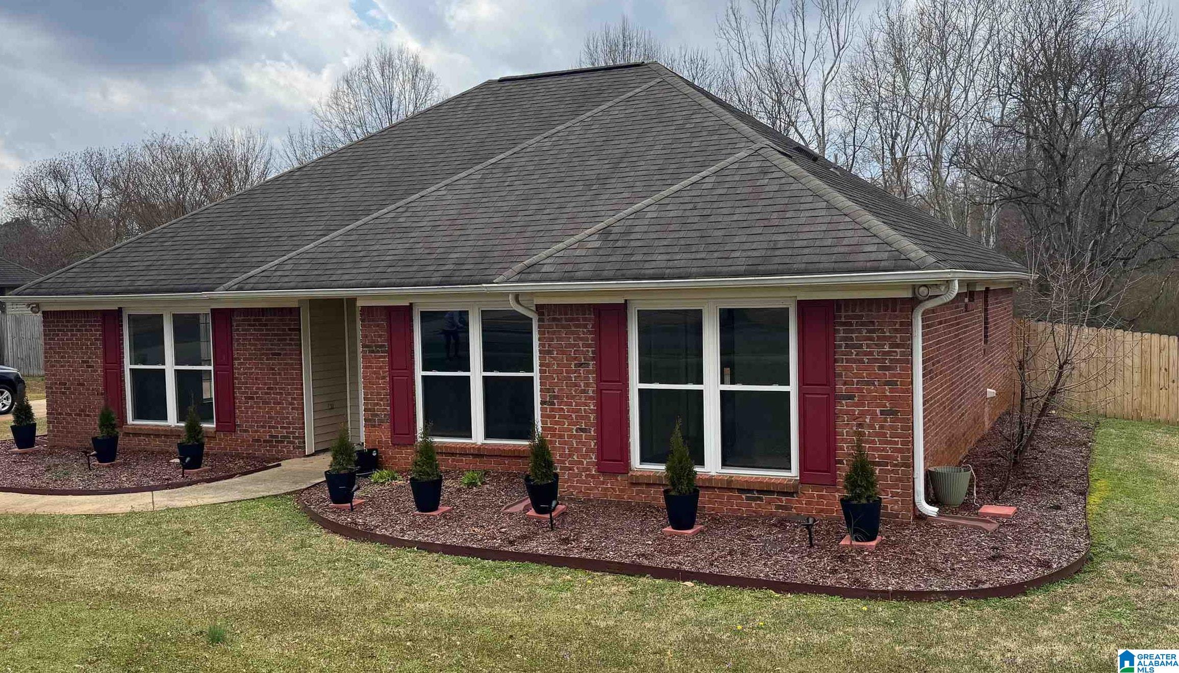 154 SILVERSTONE LANE