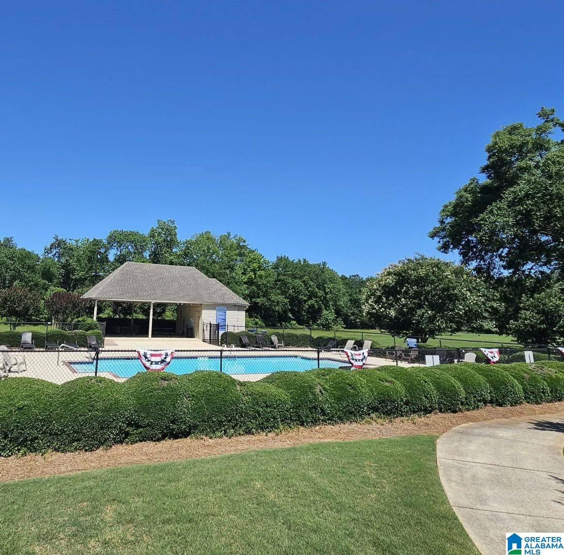 154 SILVERSTONE LANE