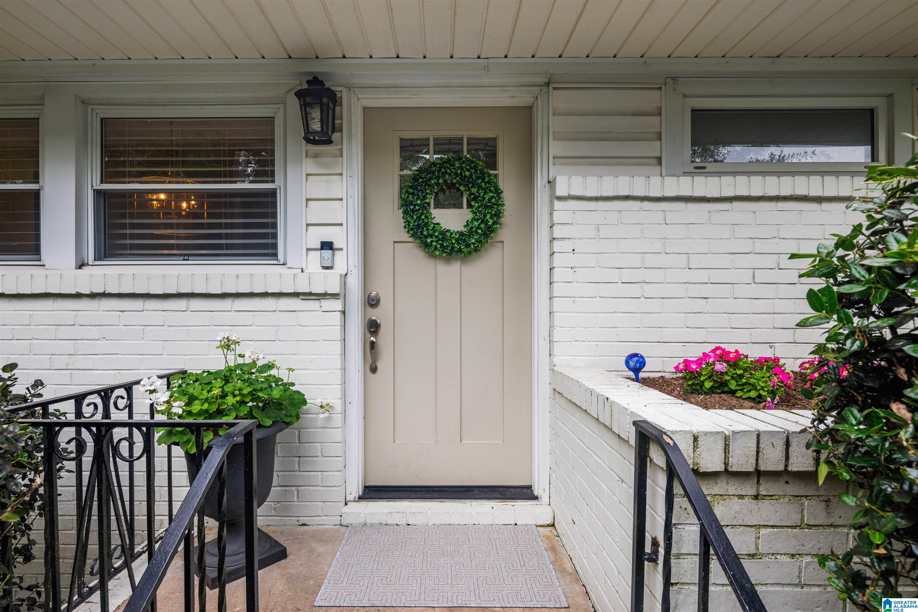 660 BOURBON CIRCLE