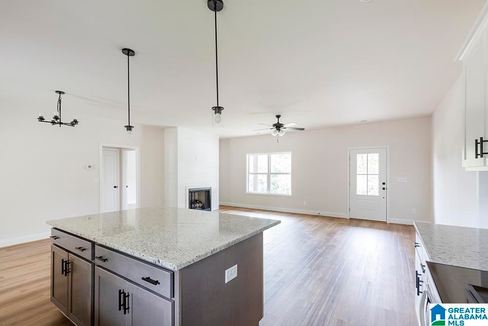522 HOLT CIRCLE