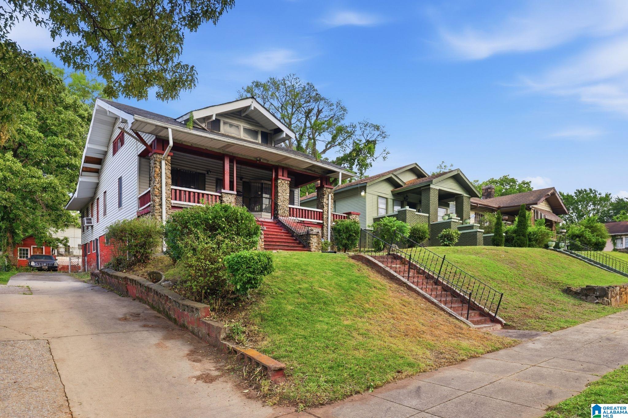 1221 33RD STREET N