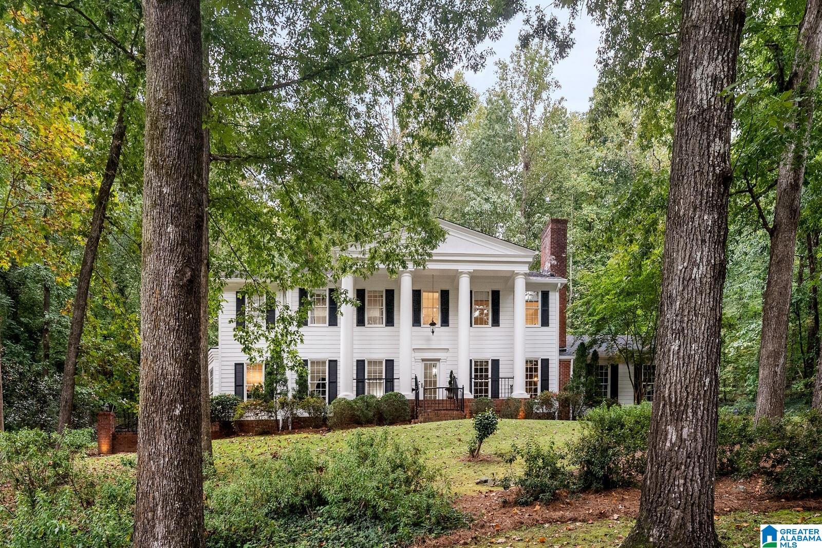 4421 KENNESAW DRIVE