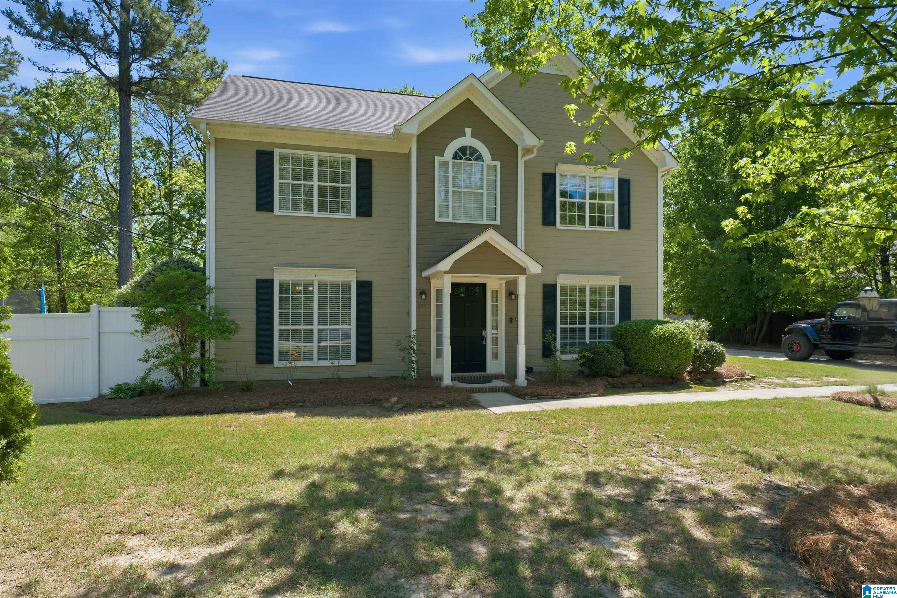 2547 BRIDLEWOOD DRIVE
