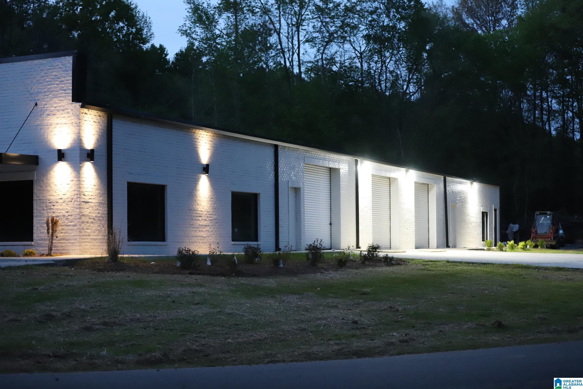 8004 MICKLEWRIGHT ROAD